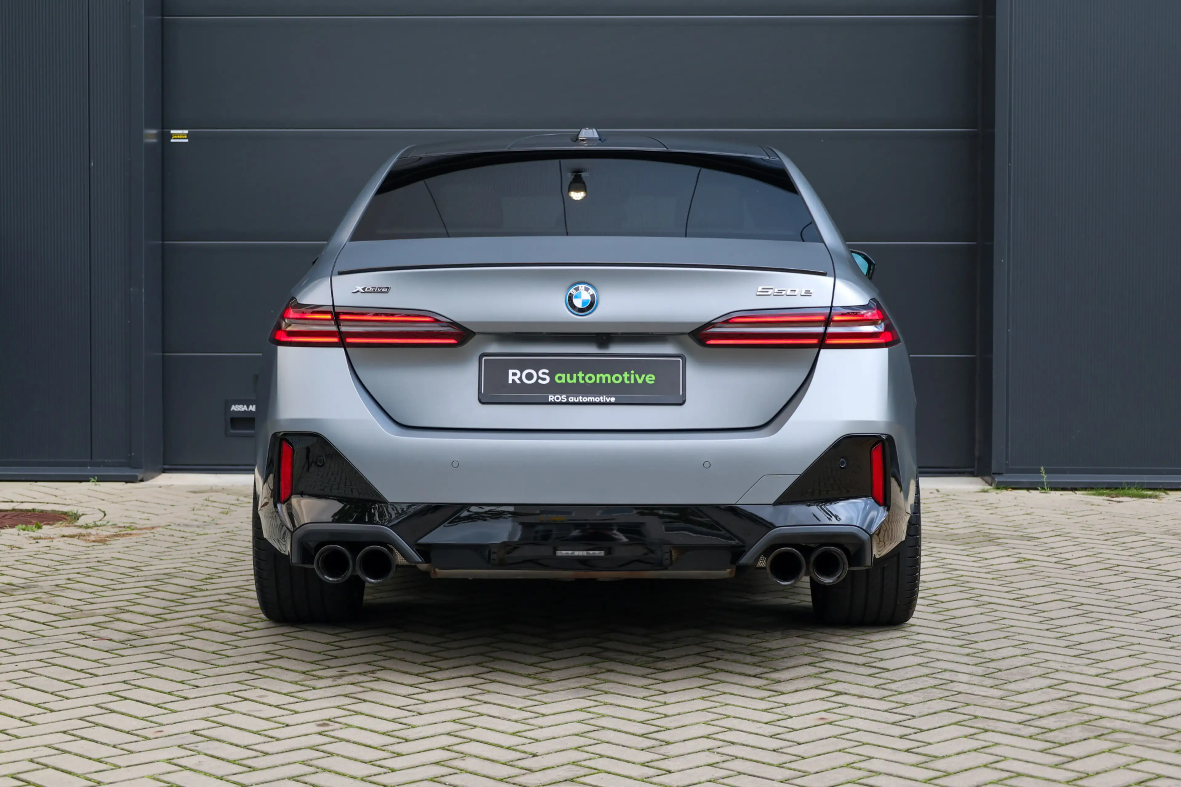 BMW 550 5-serie 550e xDrive | BTW! | FULL OPTION! | PANO | — photo 45