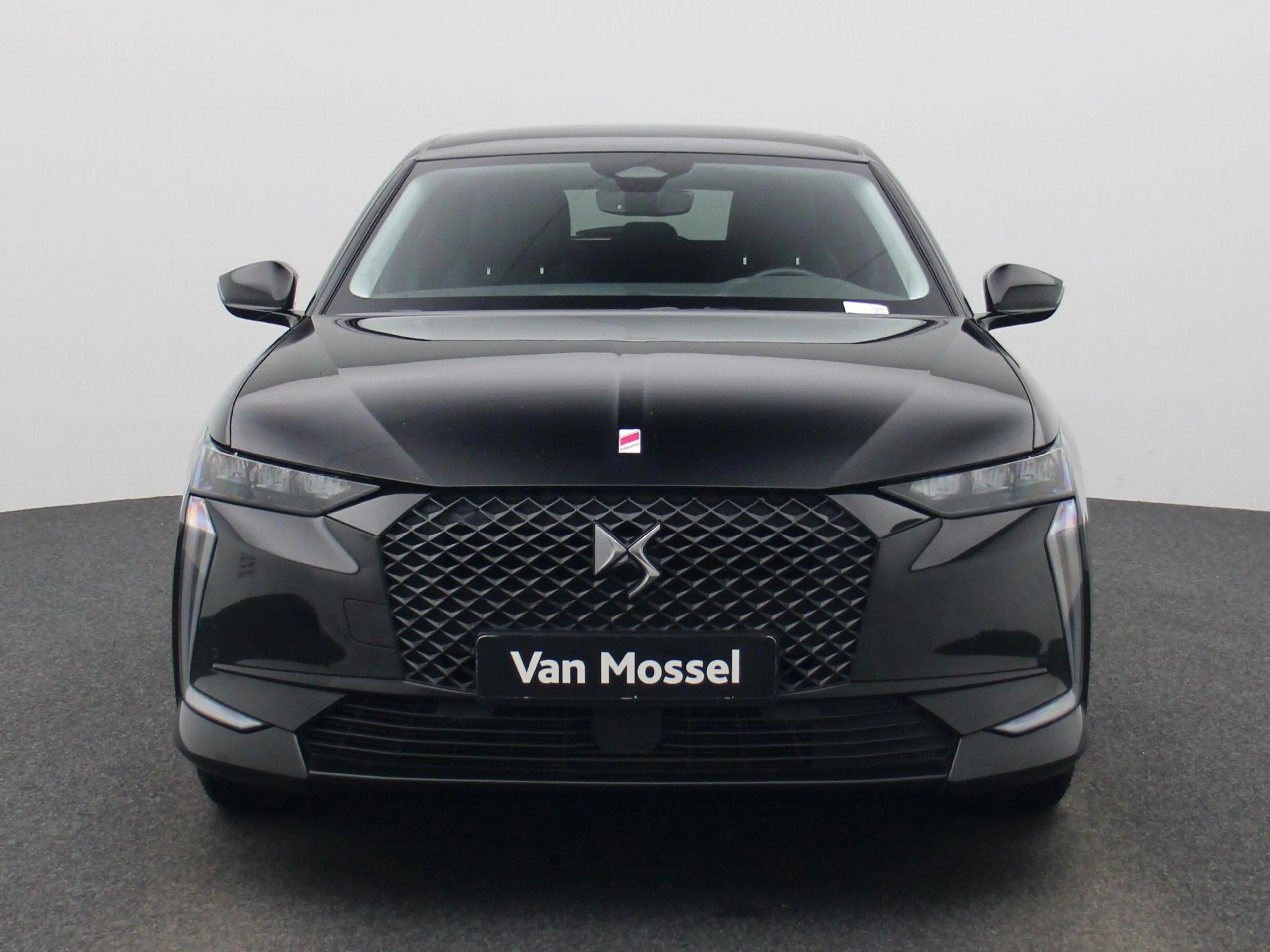 DS Automobiles DS 4 PureTech 130 Automatic Performance Line LED | LEDE — photo 3