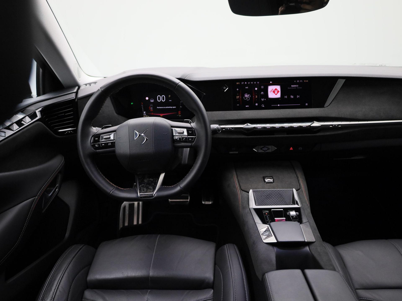 DS Automobiles DS 4 PureTech 130 Automatic Performance Line LED | LEDE — photo 7