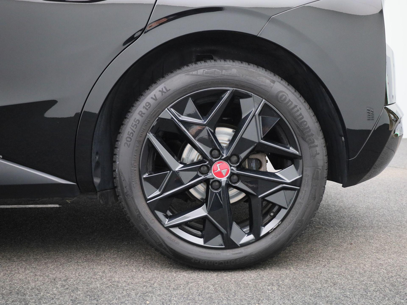 DS Automobiles DS 4 PureTech 130 Automatic Performance Line LED | LEDE — photo 13