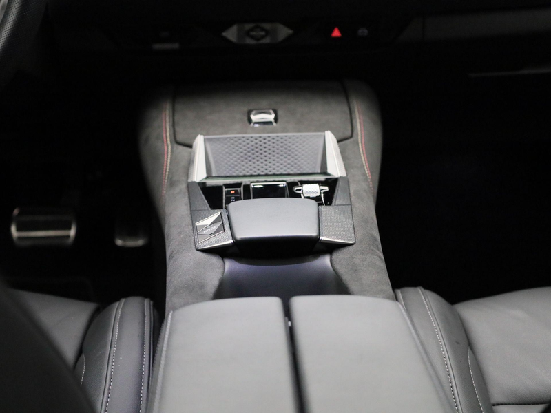 DS Automobiles DS 4 PureTech 130 Automatic Performance Line LED | LEDE — photo 10