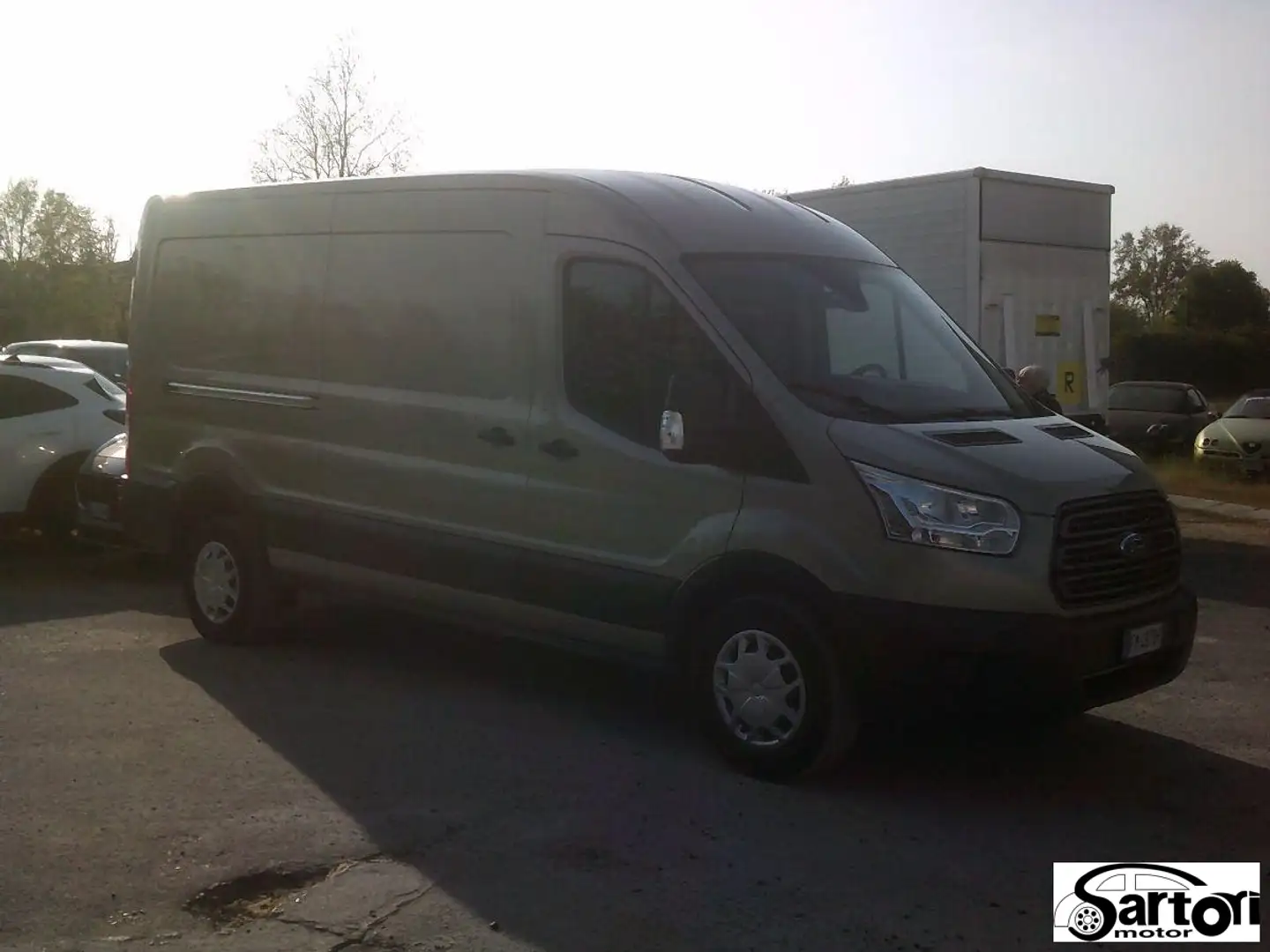 Ford Transit FURGONE CHIUSO L3 H2 TRAZIONE INTEGRALE 4X4 Grigio - 2