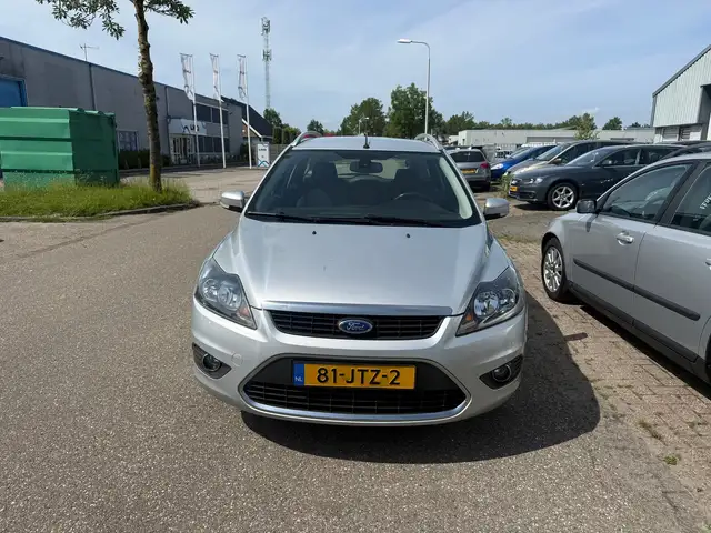 Ford Focus view 13