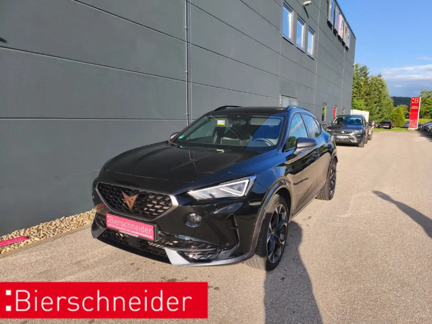 CUPRA Formentor 2.0 TSI DSG 4Drive VZ PANO BEATS eSITZ NAVI Schwarz - 2