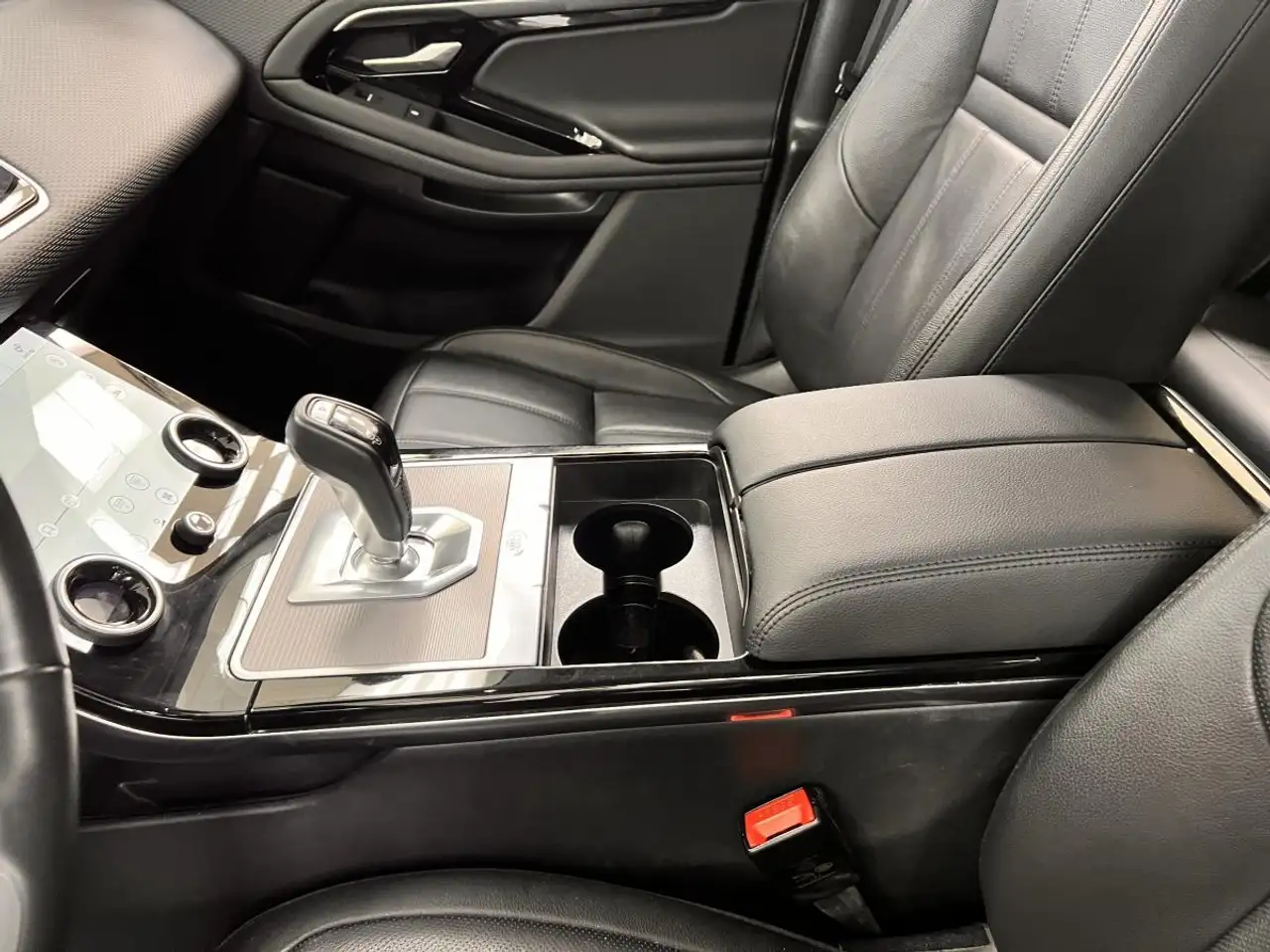 Land Rover Range Rover Evoque снимка Land Rover Range Rover Evoque