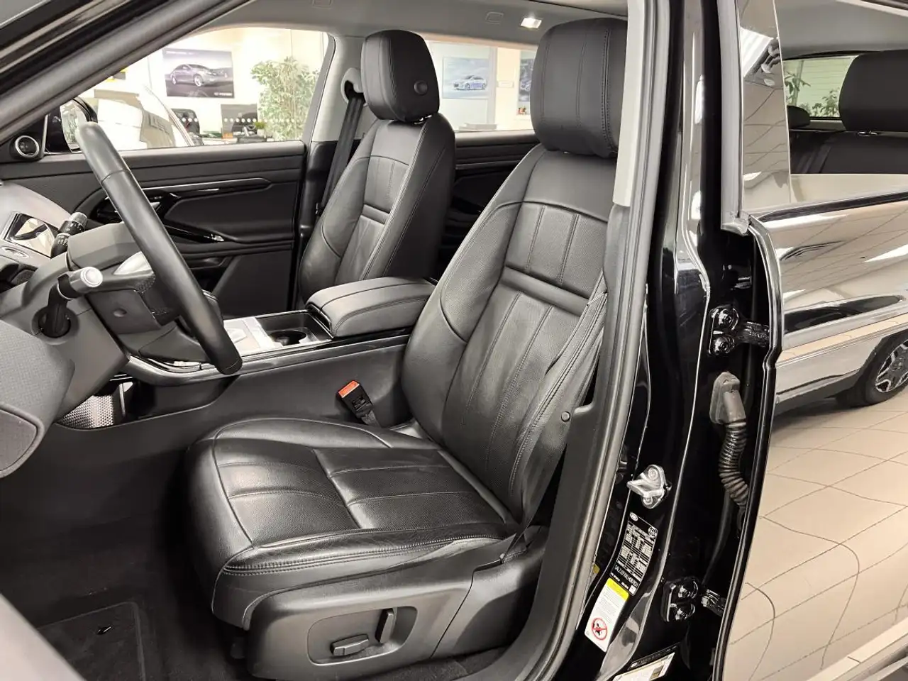 Land Rover Range Rover Evoque снимка Land Rover Range Rover Evoque