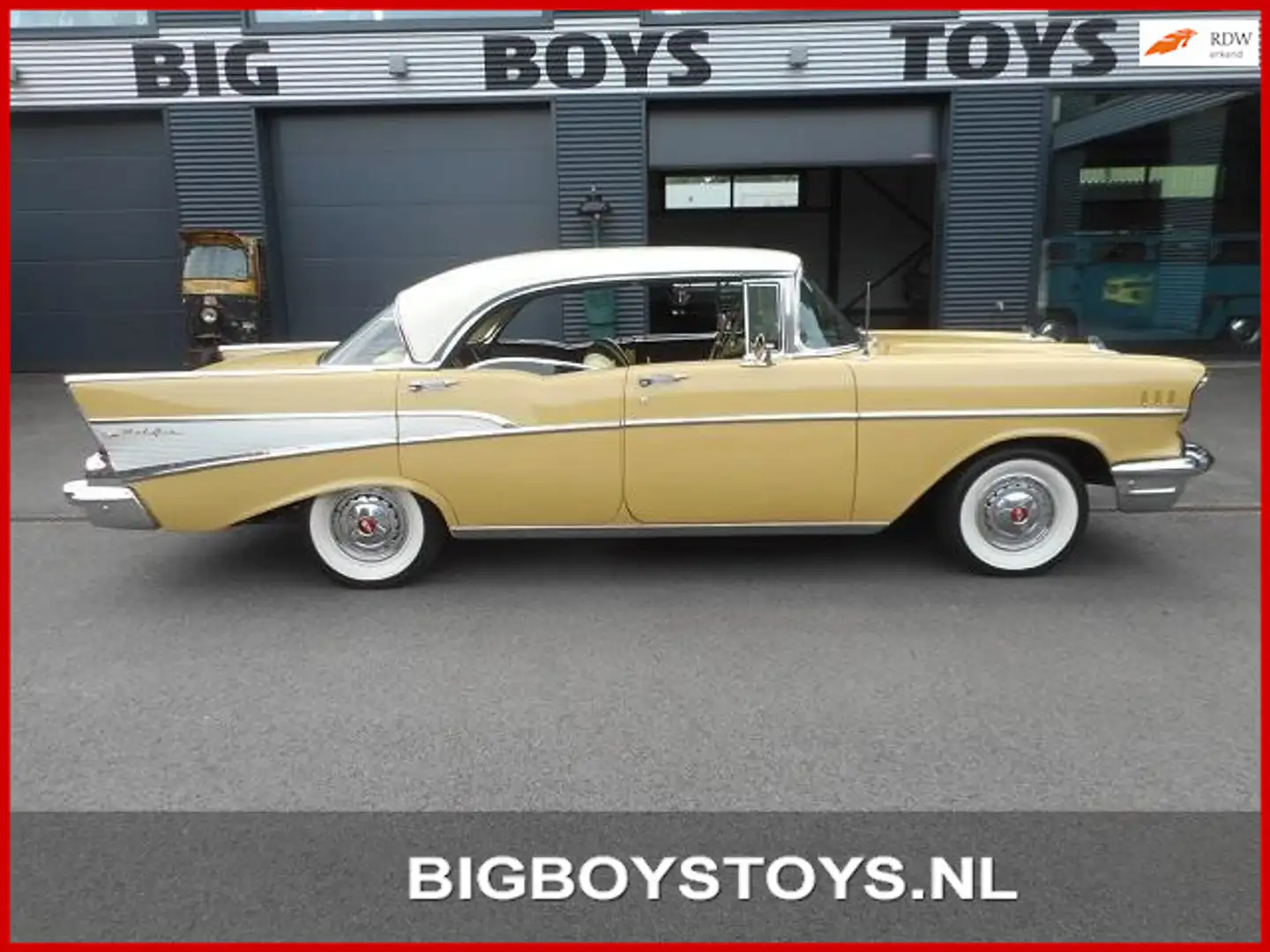 Chevrolet Bel Air 4 drs Hardtop Amarillo - 1