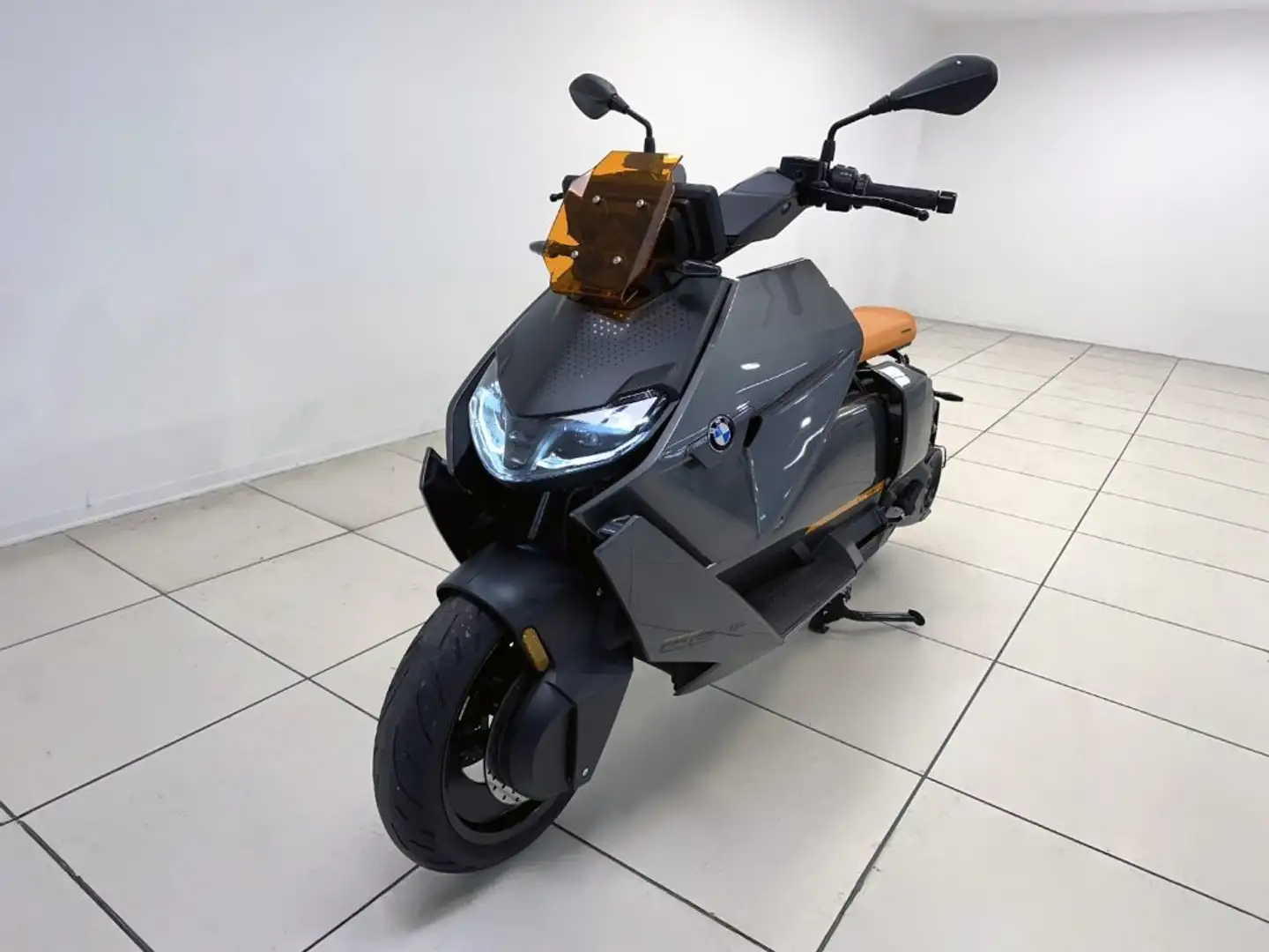 BMW CE 04 Avantgarde Szary - 2