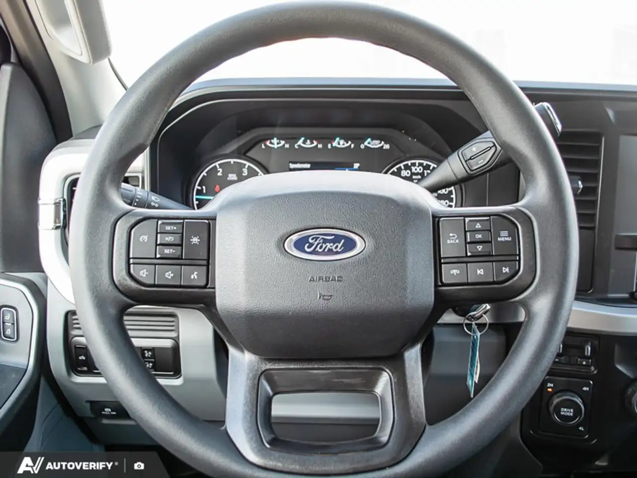 Ford F-550 Super Duty снимка Ford F-550 Super Duty