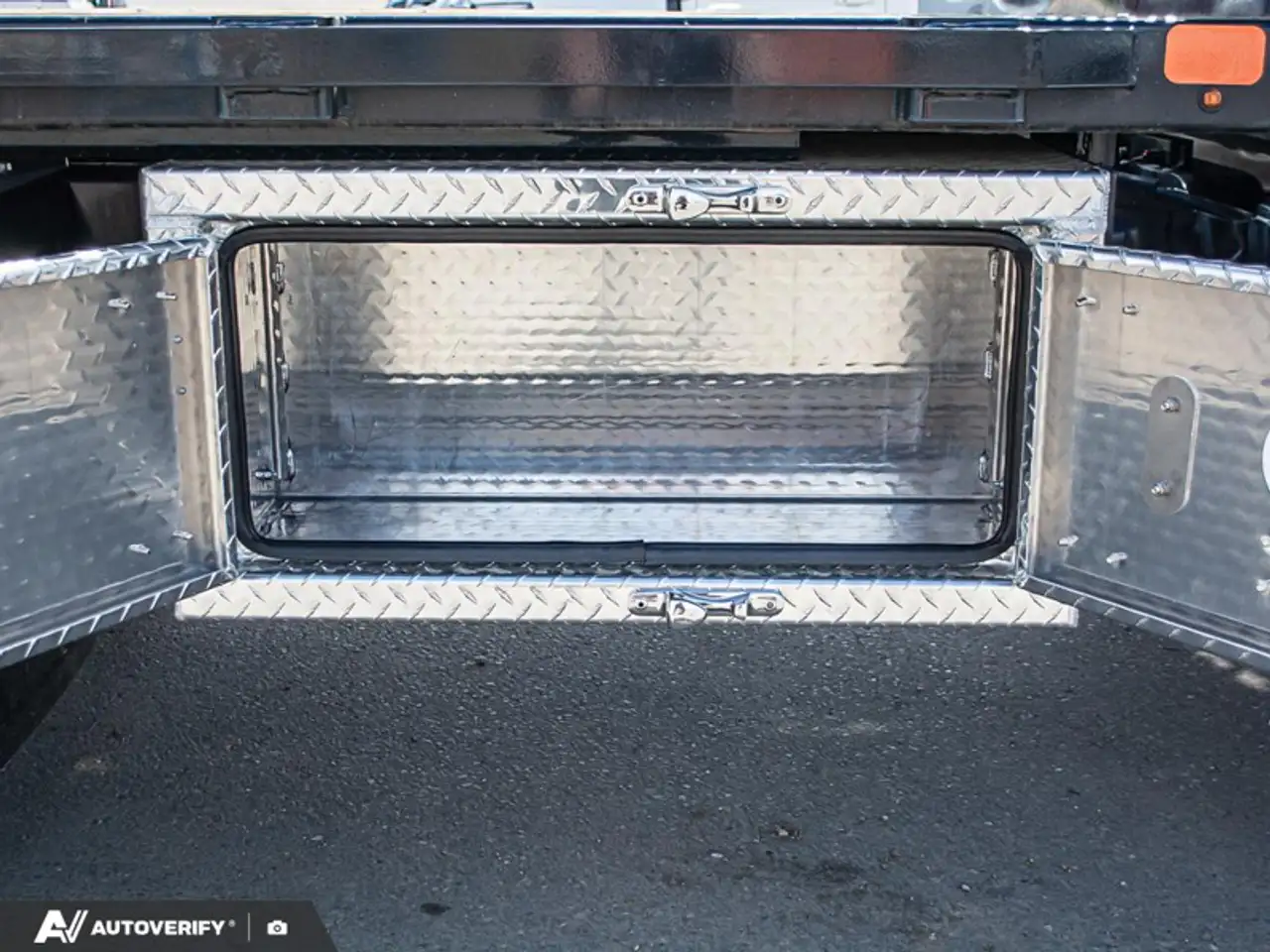 Ford F-550 Super Duty снимка Ford F-550 Super Duty