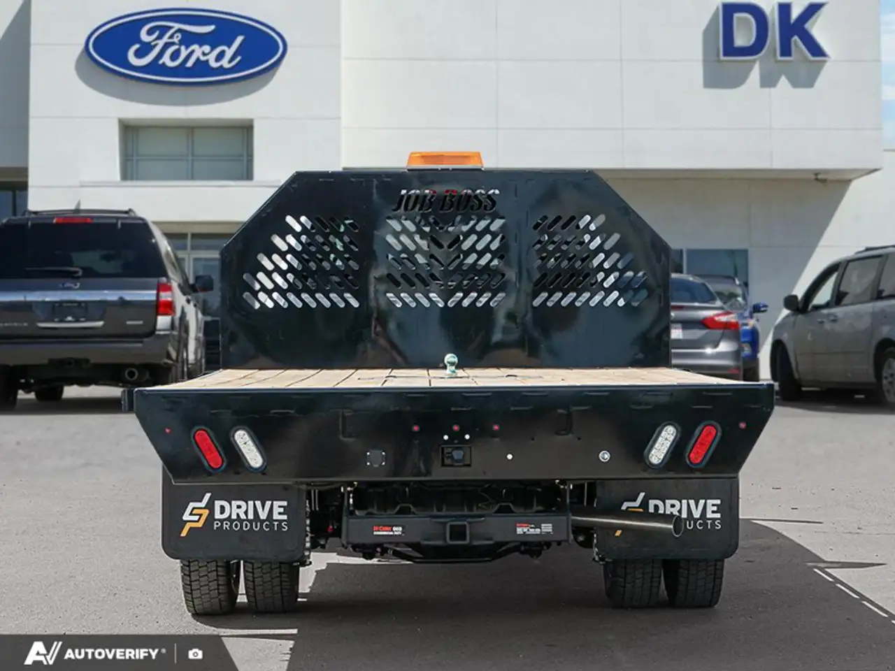 Ford F-550 Super Duty снимка Ford F-550 Super Duty