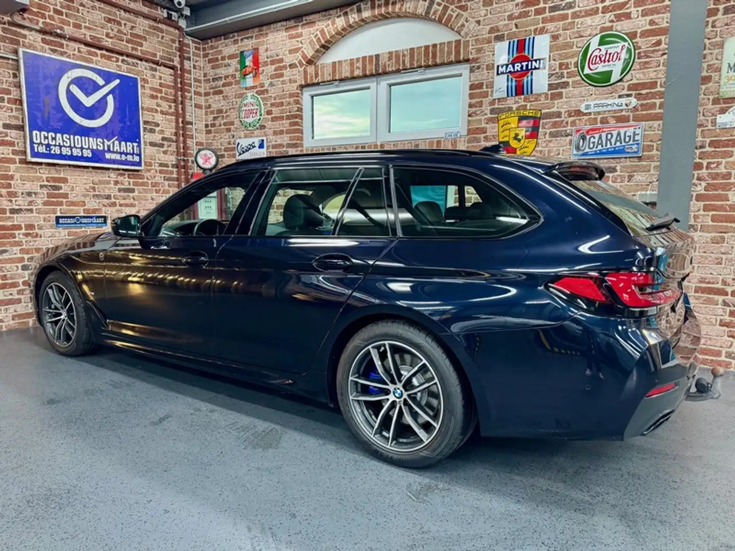 BMW 540 540dA Touring 3.0 340cv Auto xDrive M-SPORT Noir - 2