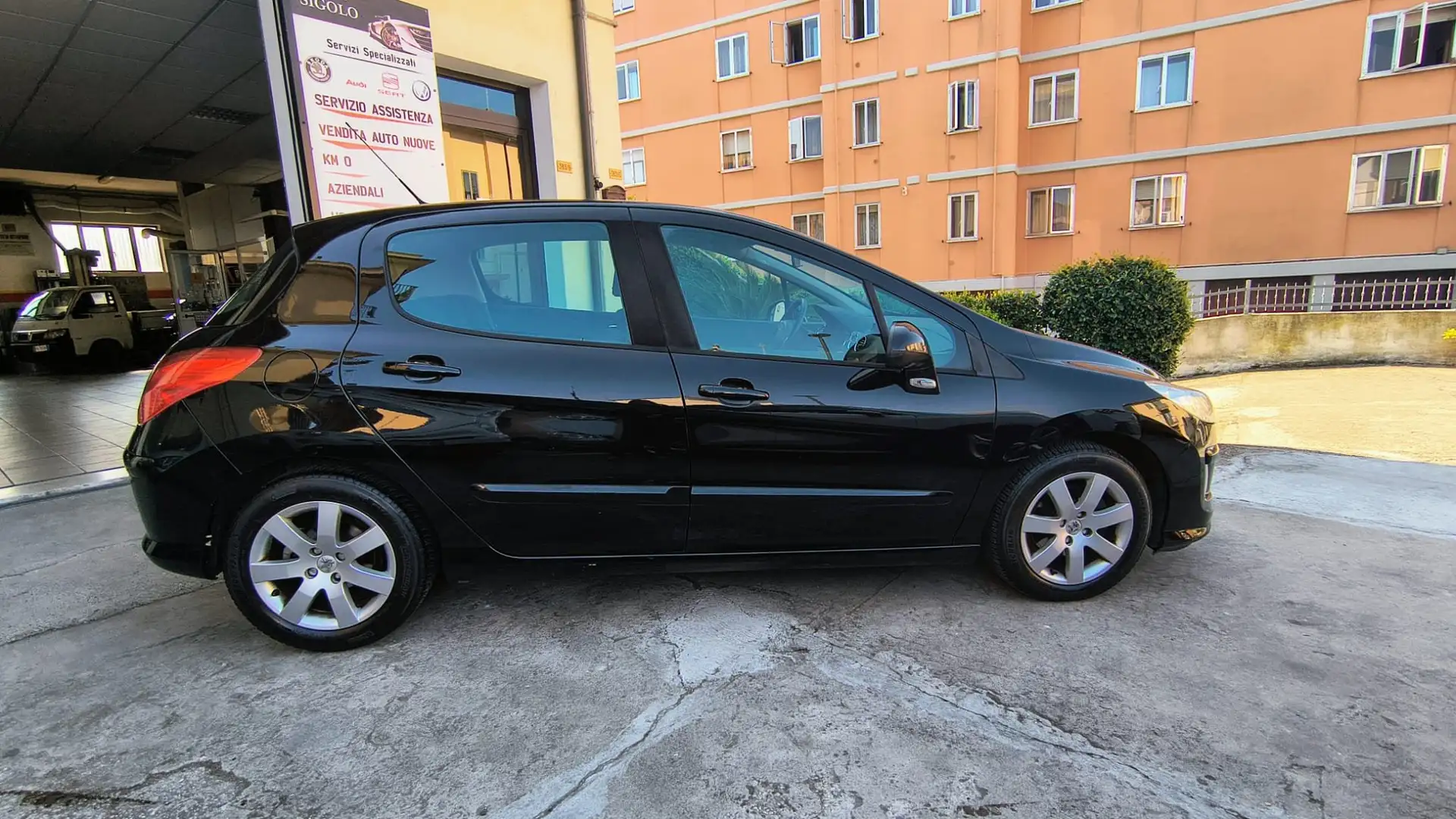 Peugeot 308 308 5p 1.6 hdi 16v Tecno fap Nero - 1