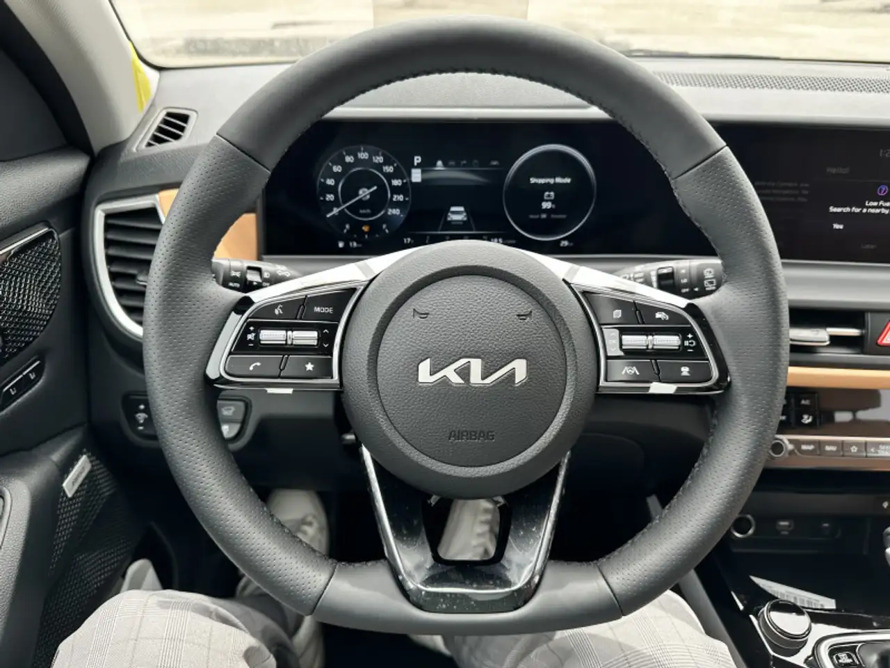 Kia Seltos снимка Kia Seltos