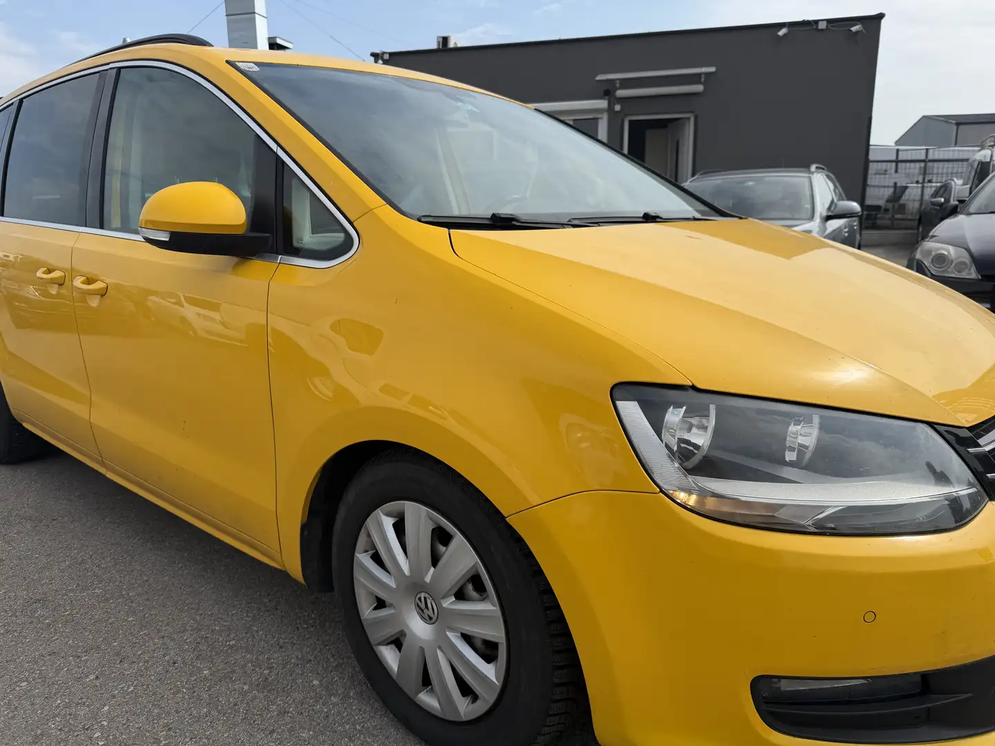 Volkswagen Sharan Sharan Comfortline BMT 2,0 TDI DPF DSG Comfortline Gelb - 1