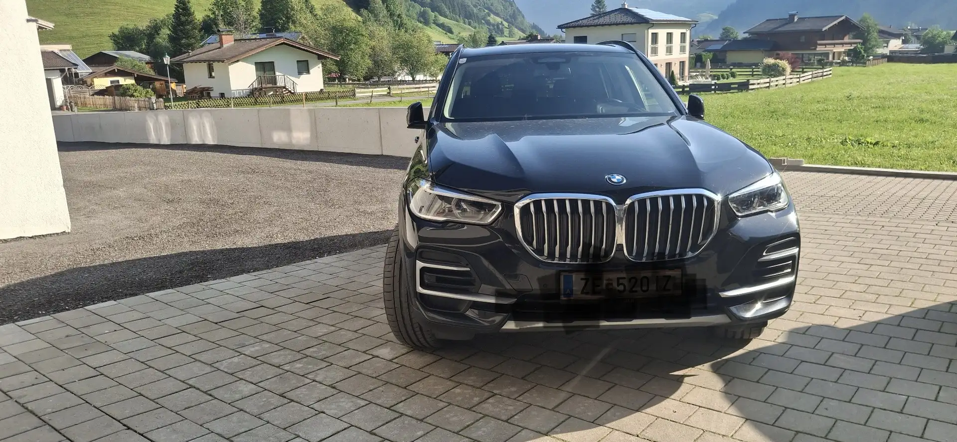 BMW X5 xDrive45e PHEV Aut. Schwarz - 1