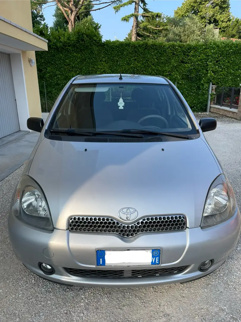 Toyota Yaris Yaris 5p 1.0 Grigio - 1