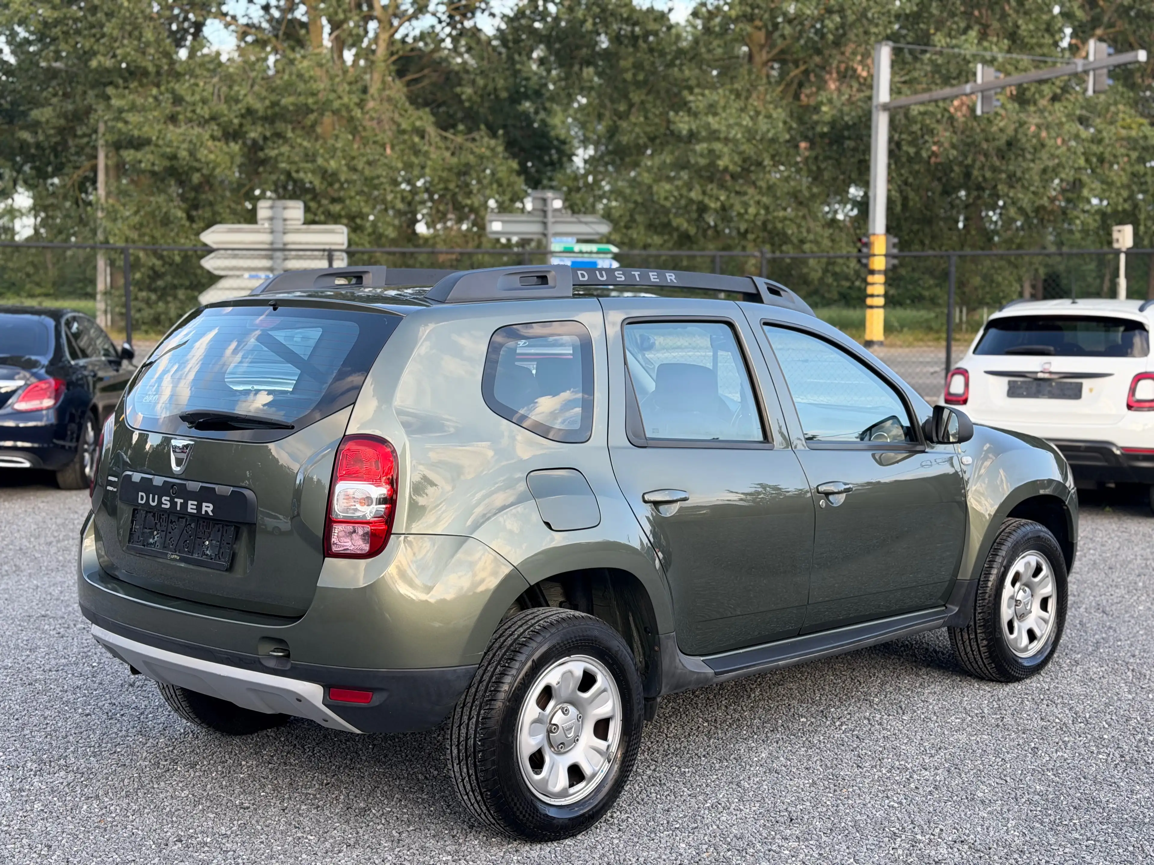 Dacia Duster Duster 1.6i — photo 4