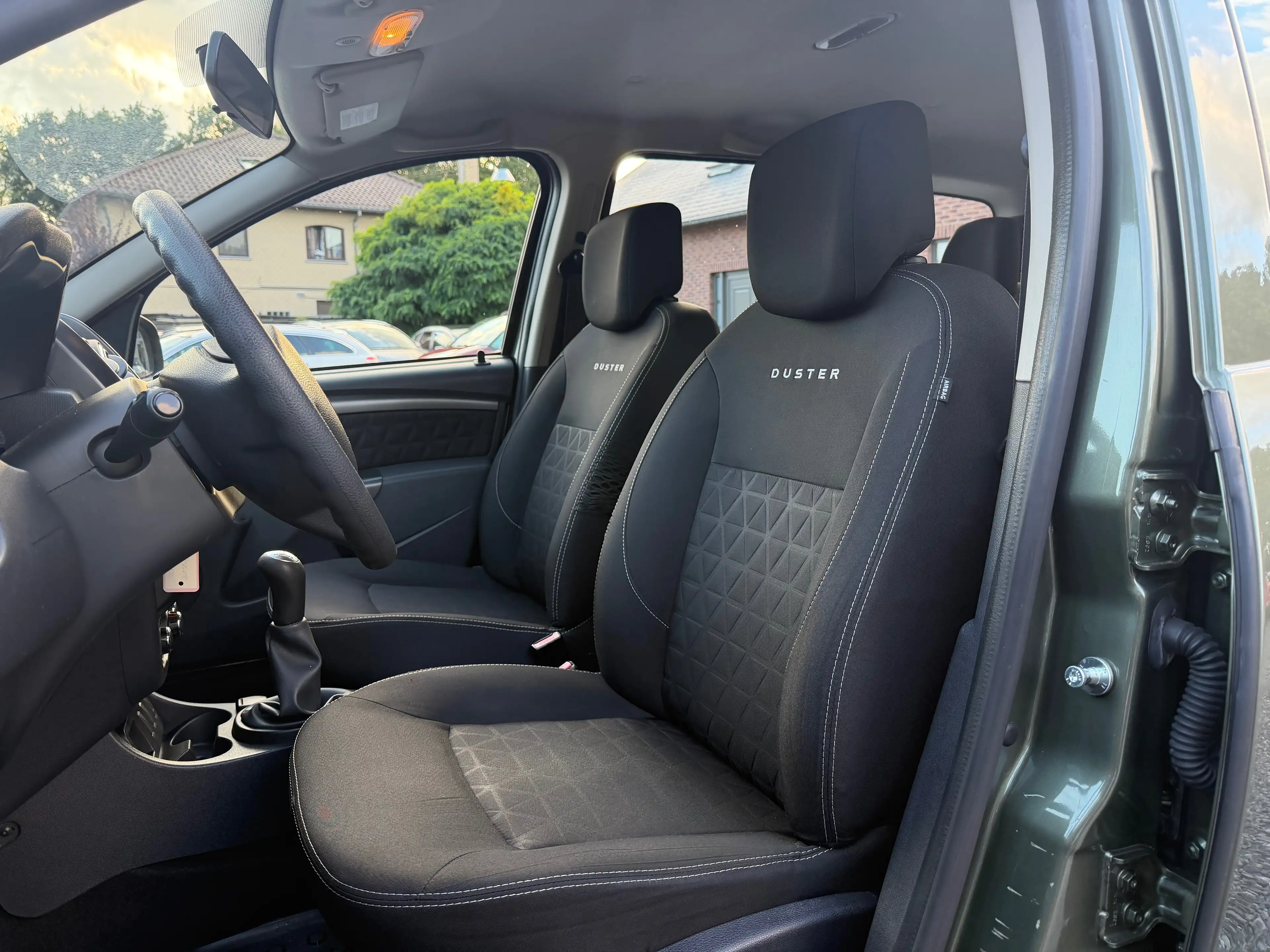 Dacia Duster Duster 1.6i — photo 16