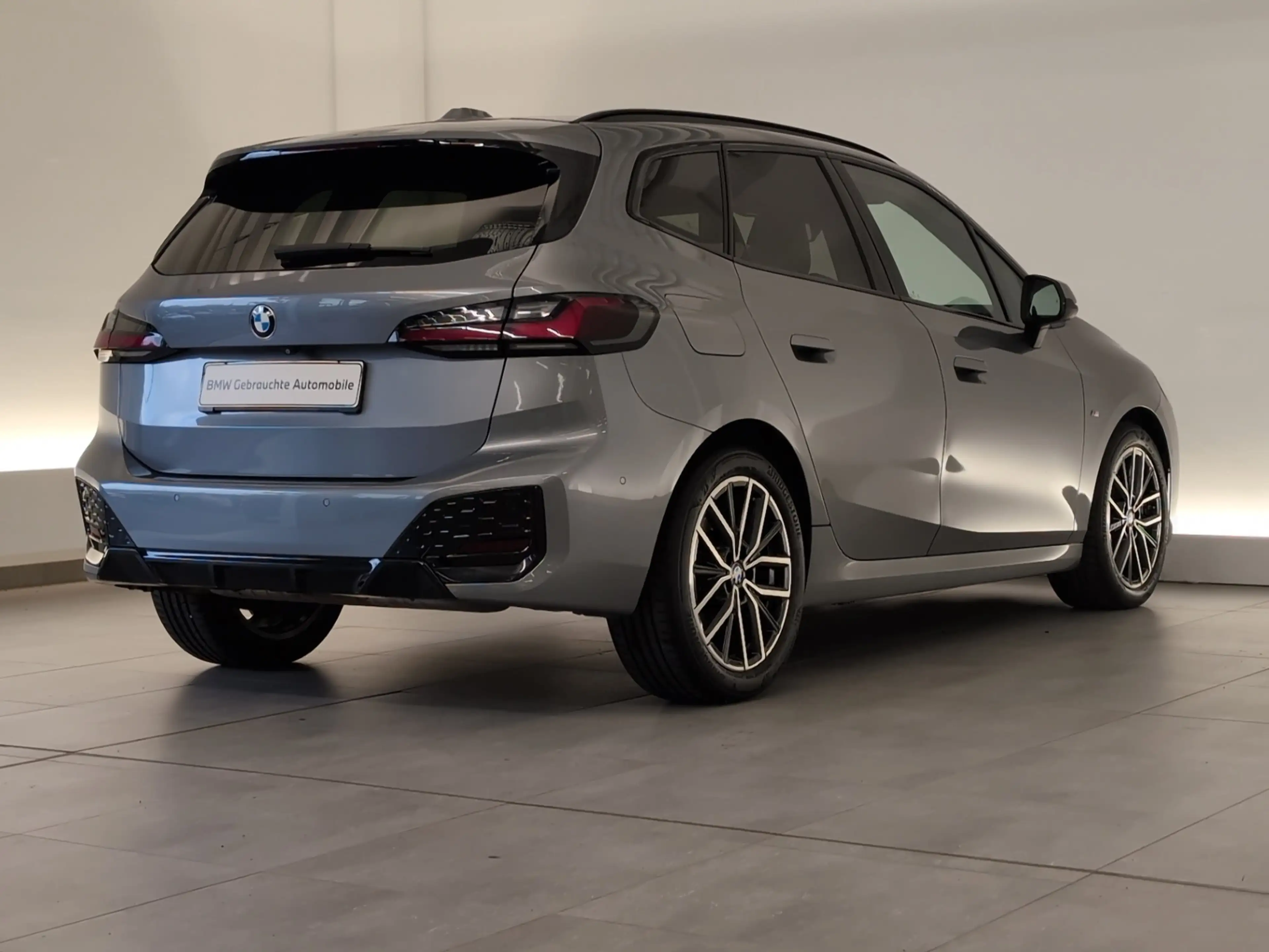 BMW 223 223i Active Tourer M Sport Navi/LED/AHK/RFK/SLI — photo 9