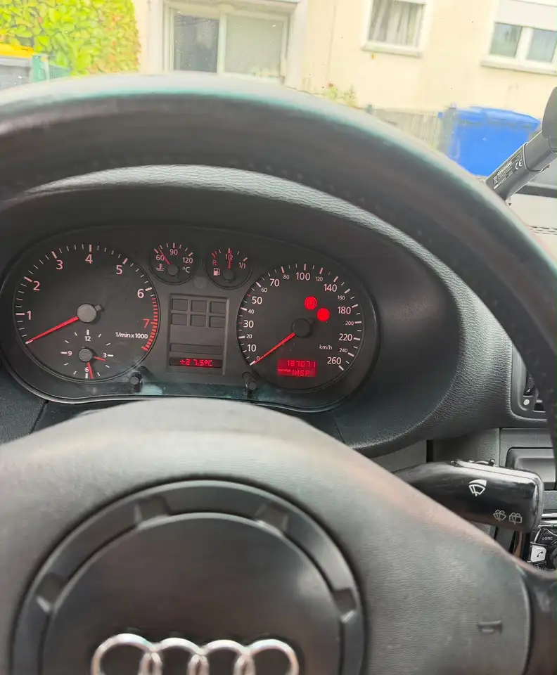 Audi A3 1.6 Attraction, foto 4