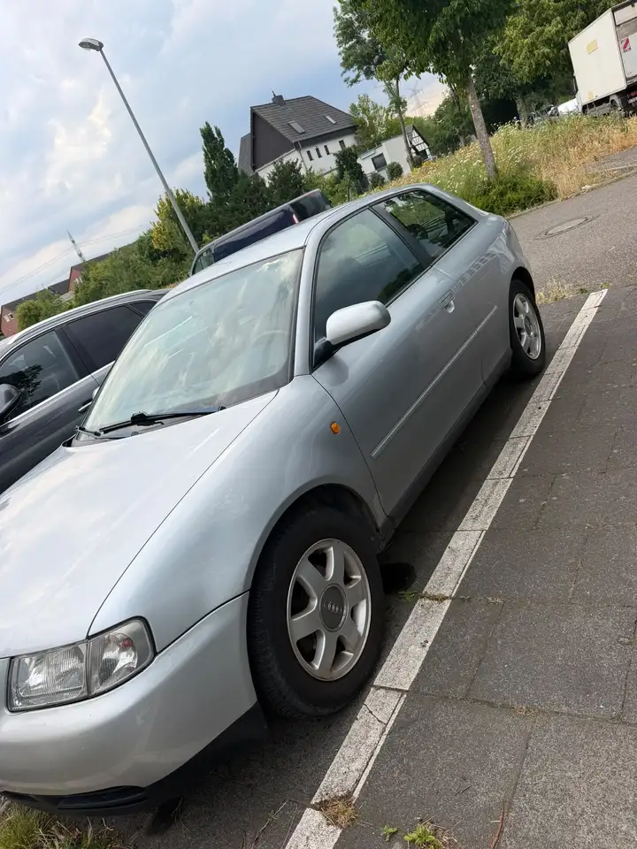 Audi A3 1.6 Attraction, foto 2