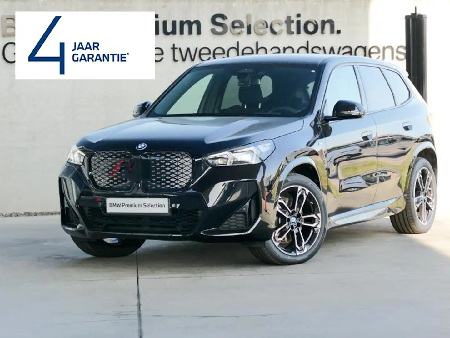 BMW iX1 xDrive30 M Sport PRO Noir - 1