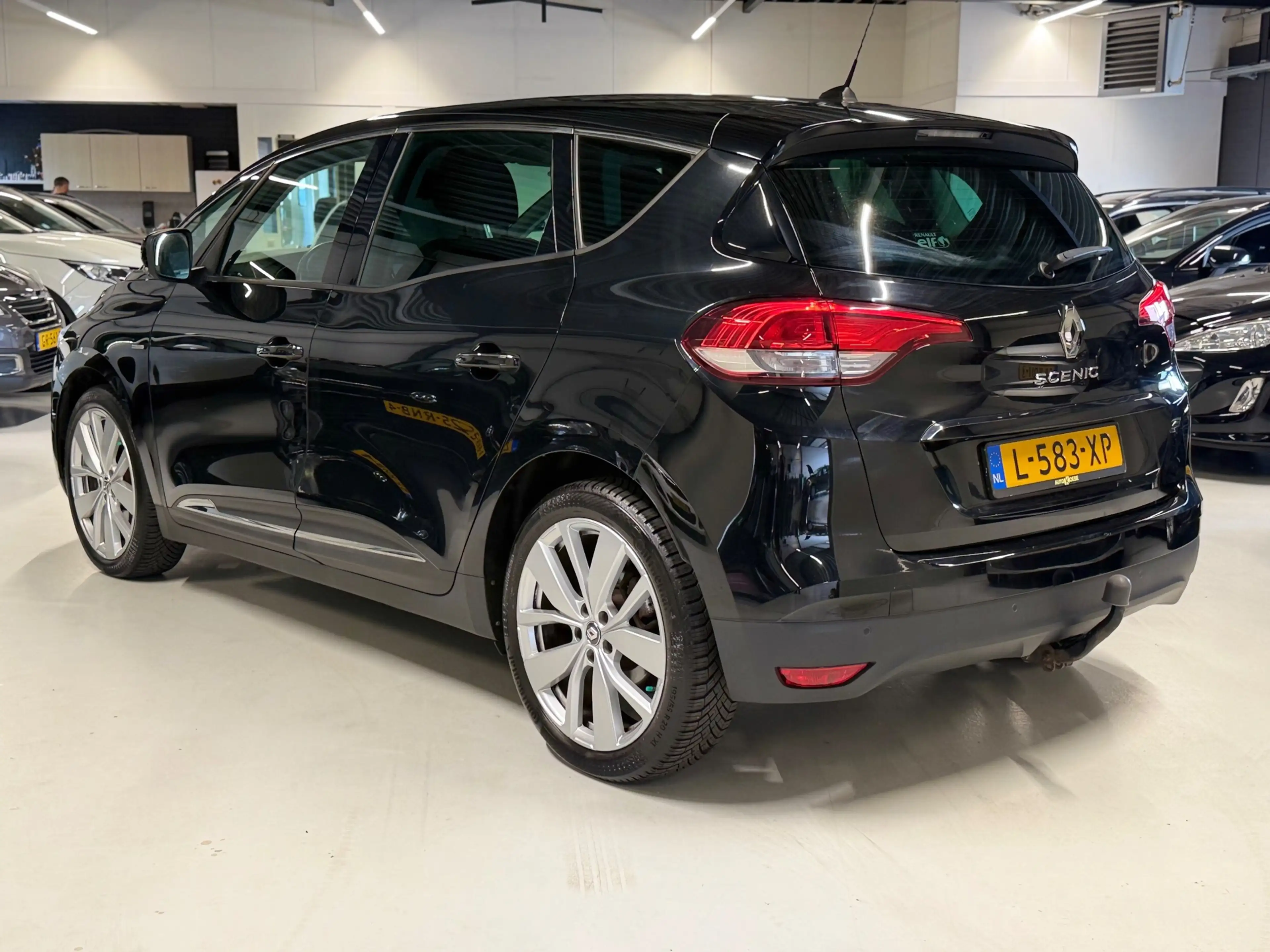 Renault Scenic 1.3 140PK TCe Limited 2019|Trekhaak| Navigatiesyst — photo 5