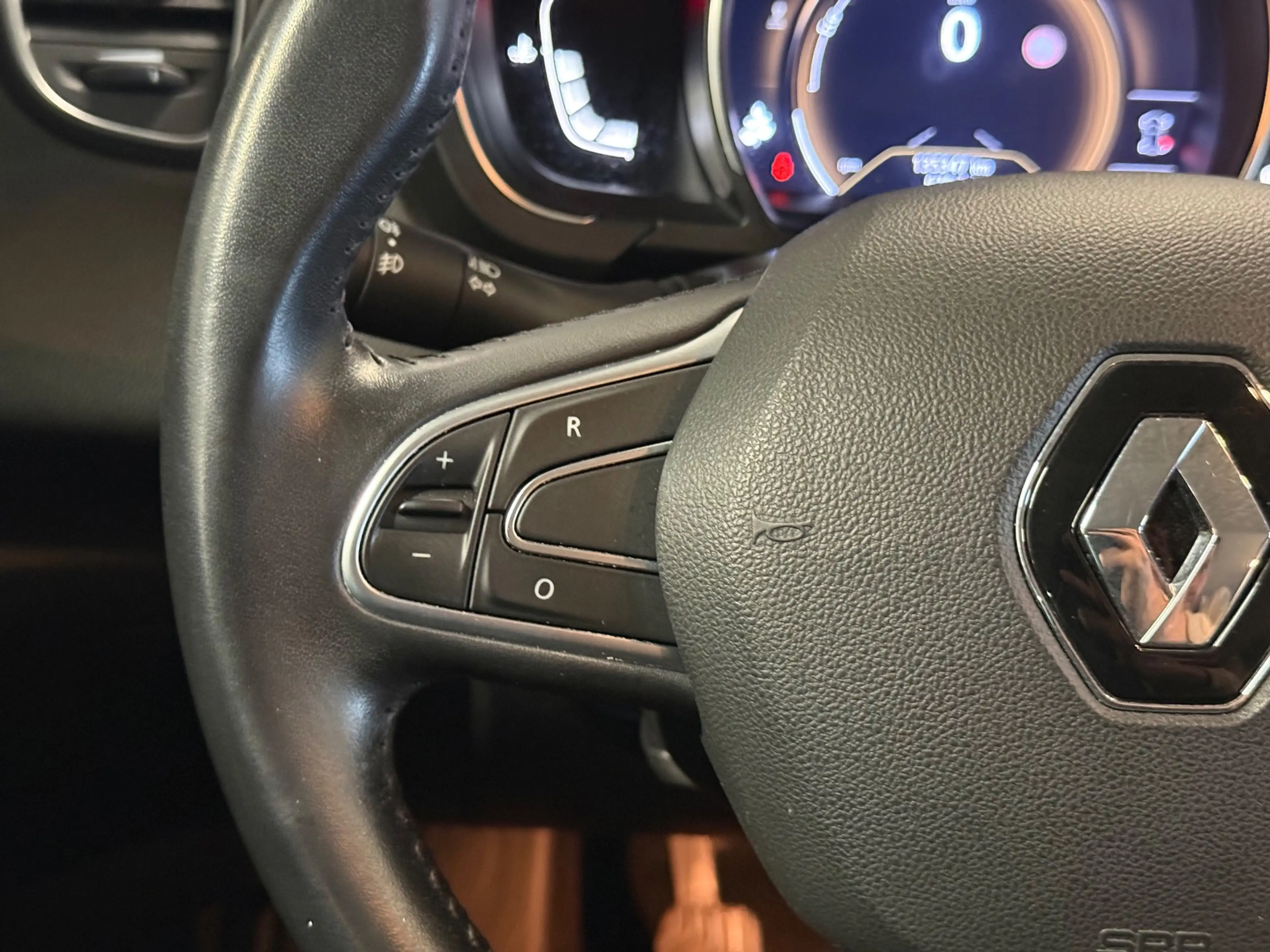 Renault Scenic 1.3 140PK TCe Limited 2019|Trekhaak| Navigatiesyst — photo 15