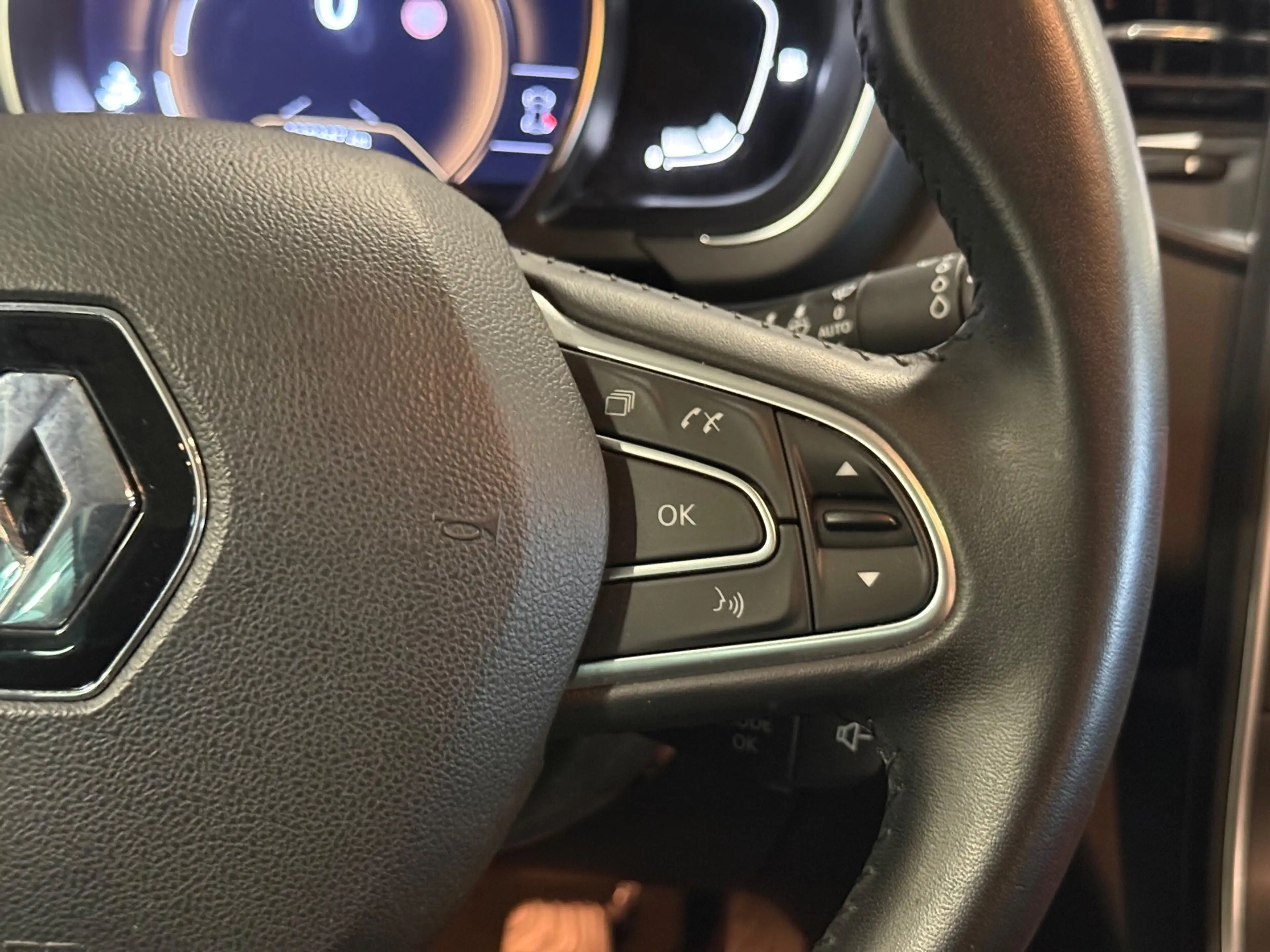Renault Scenic 1.3 140PK TCe Limited 2019|Trekhaak| Navigatiesyst — photo 14