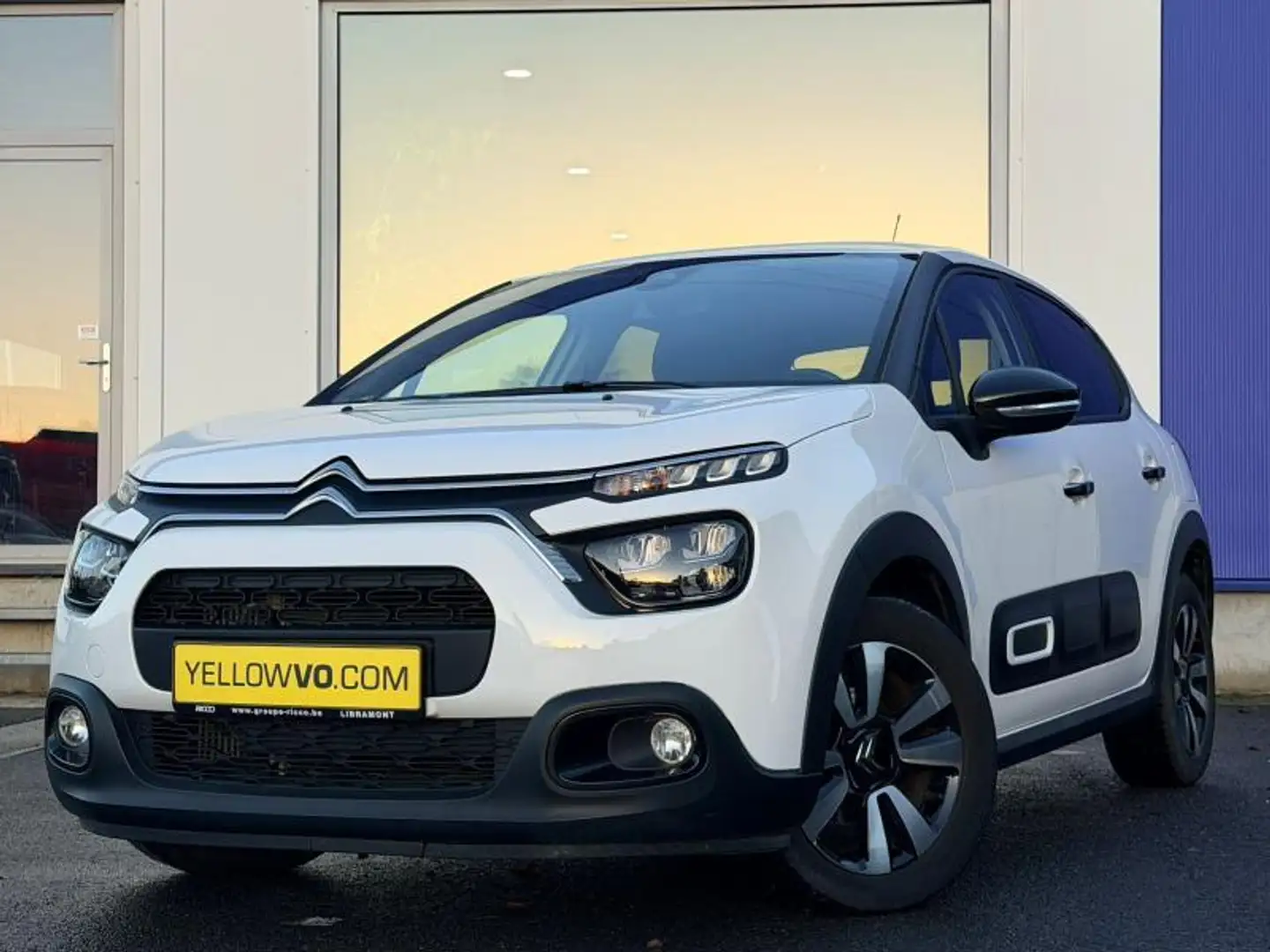 Citroen C3 Max / EAT6 / Carplay Weiß - 1