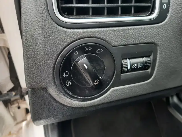 Volkswagen Polo view 9