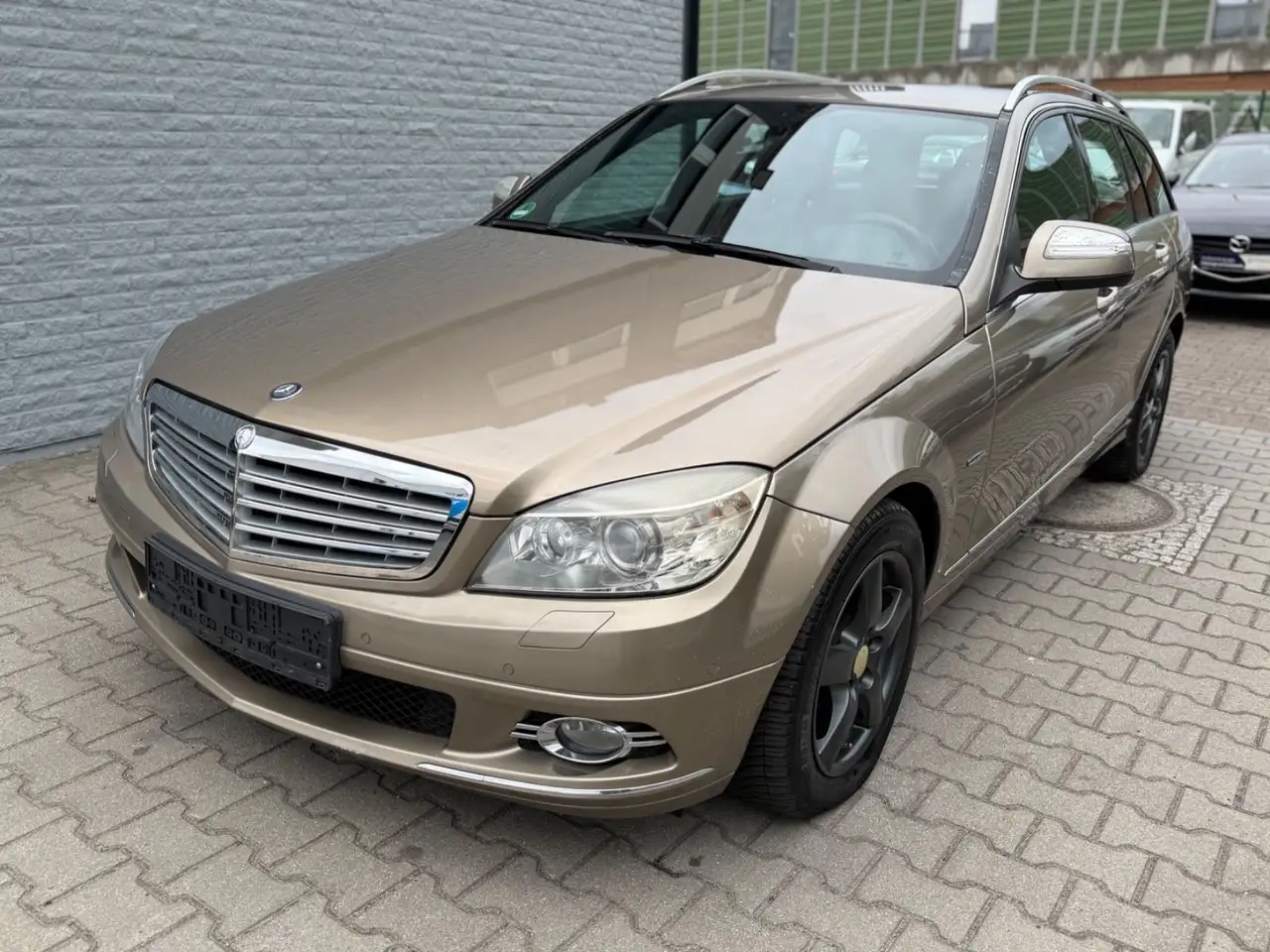Mercedes-Benz C 220