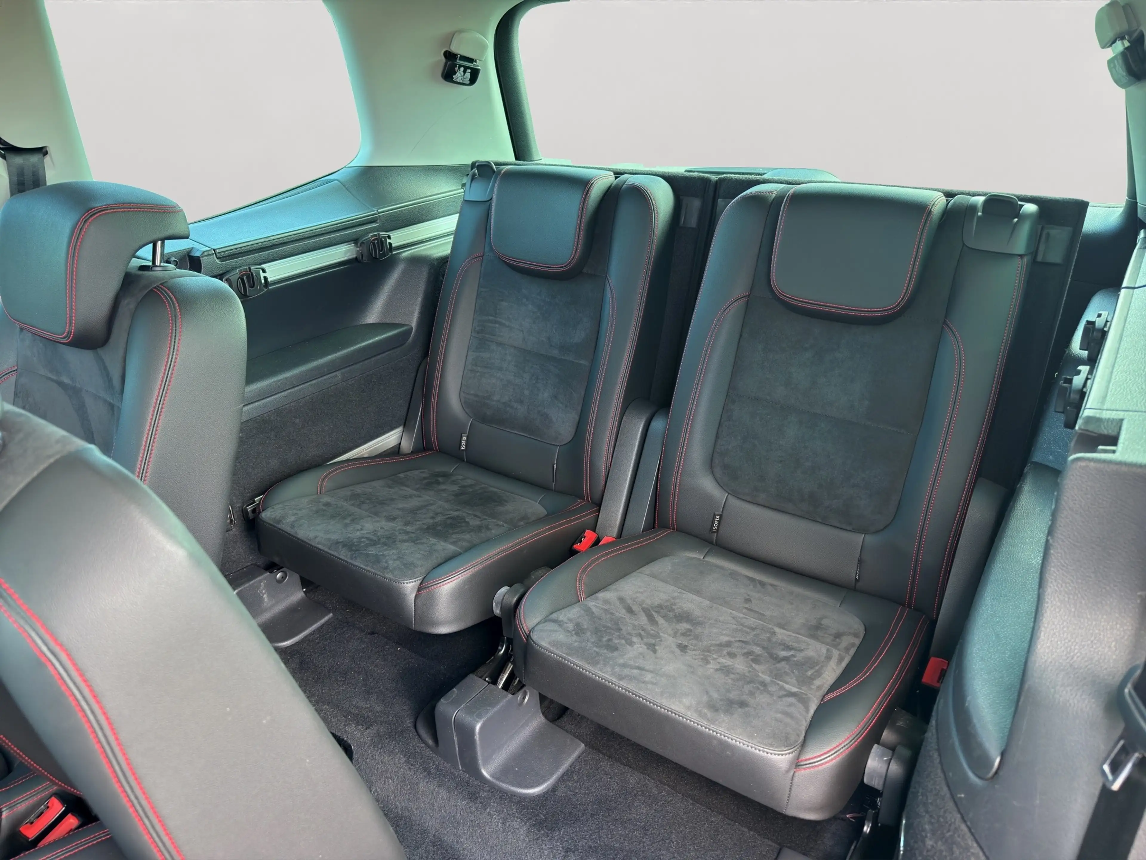 SEAT Alhambra FR-Line Pano AHK Kamera 7 Sitze Keyless Go — photo 13