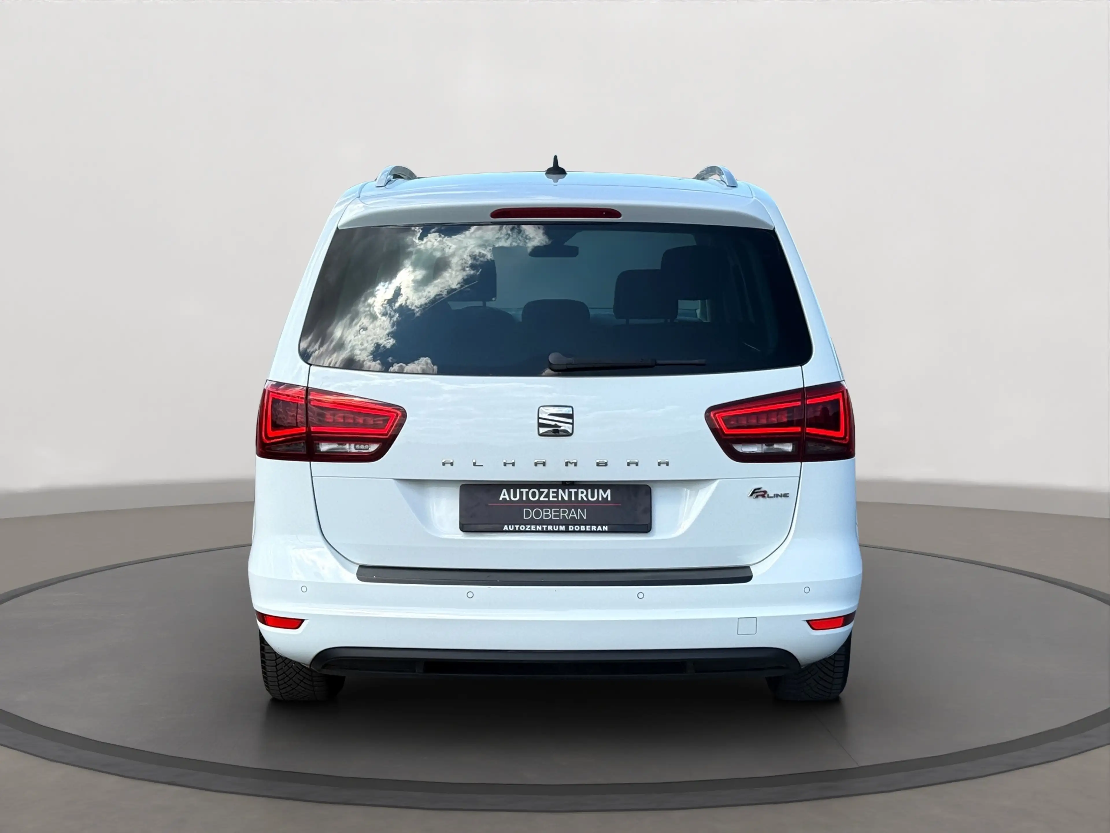 SEAT Alhambra FR-Line Pano AHK Kamera 7 Sitze Keyless Go — photo 4