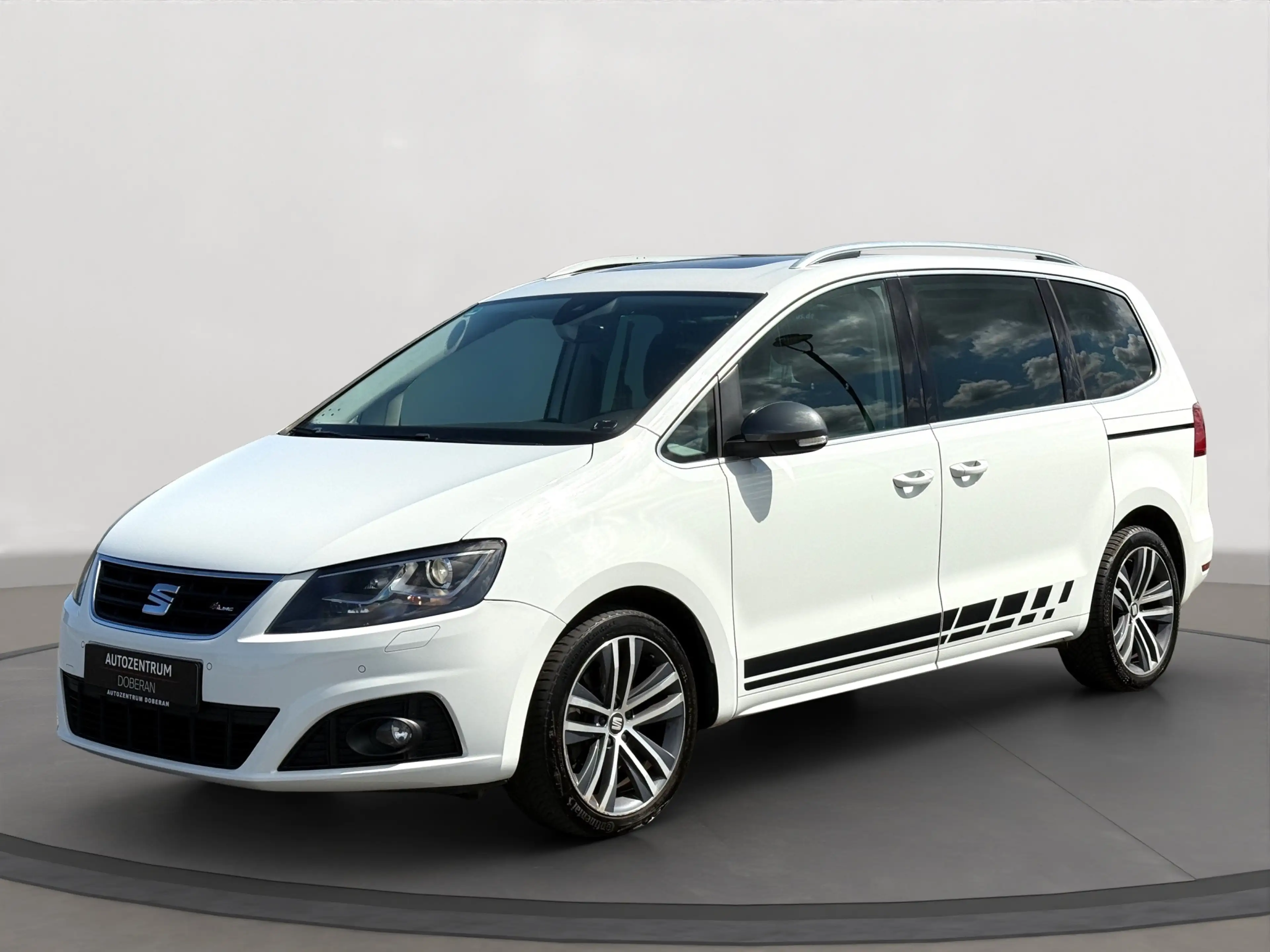 SEAT Alhambra FR-Line Pano AHK Kamera 7 Sitze Keyless Go
