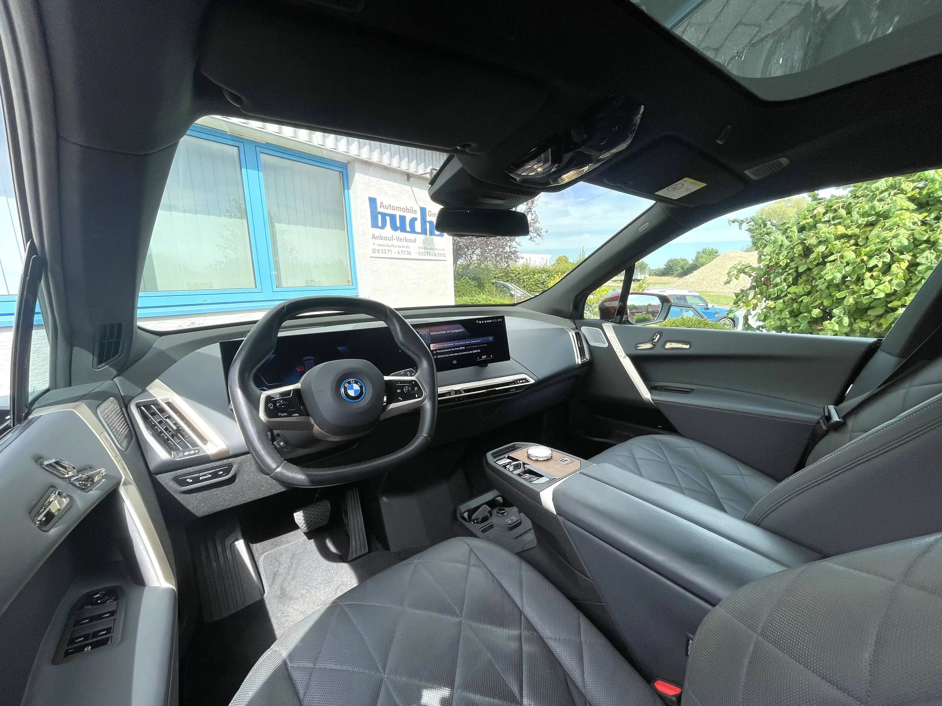 BMW iX 50 Edition Sport Sky Lounge Bowers Wilkins AHK — photo 9