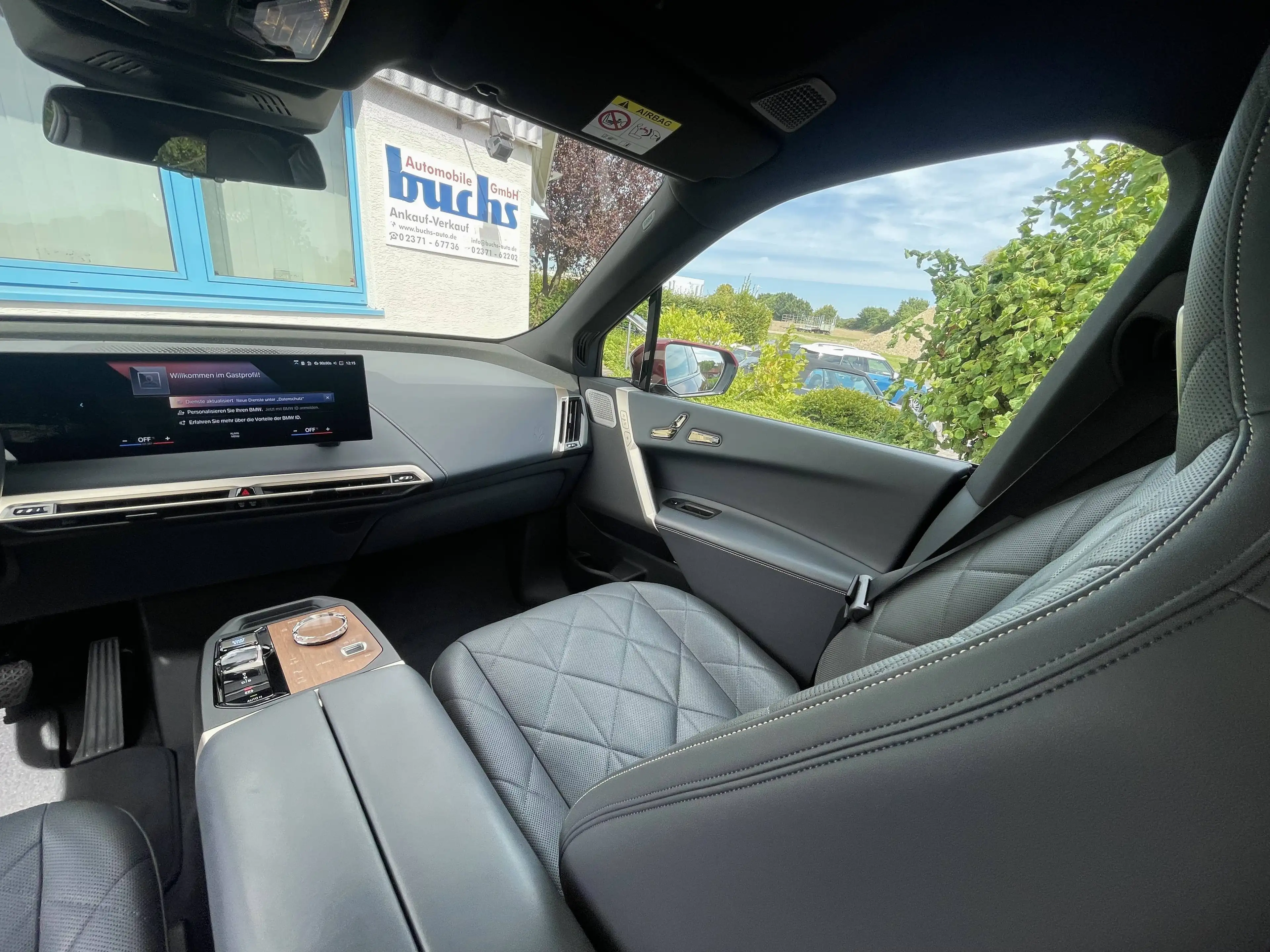 BMW iX 50 Edition Sport Sky Lounge Bowers Wilkins AHK — photo 11