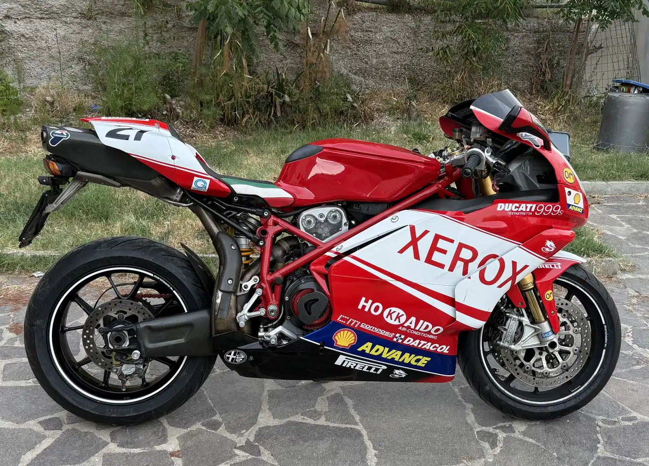 Ducati 999