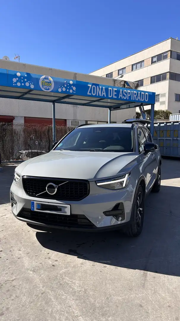 Volvo XC40 B3 Plus Aut. - 2