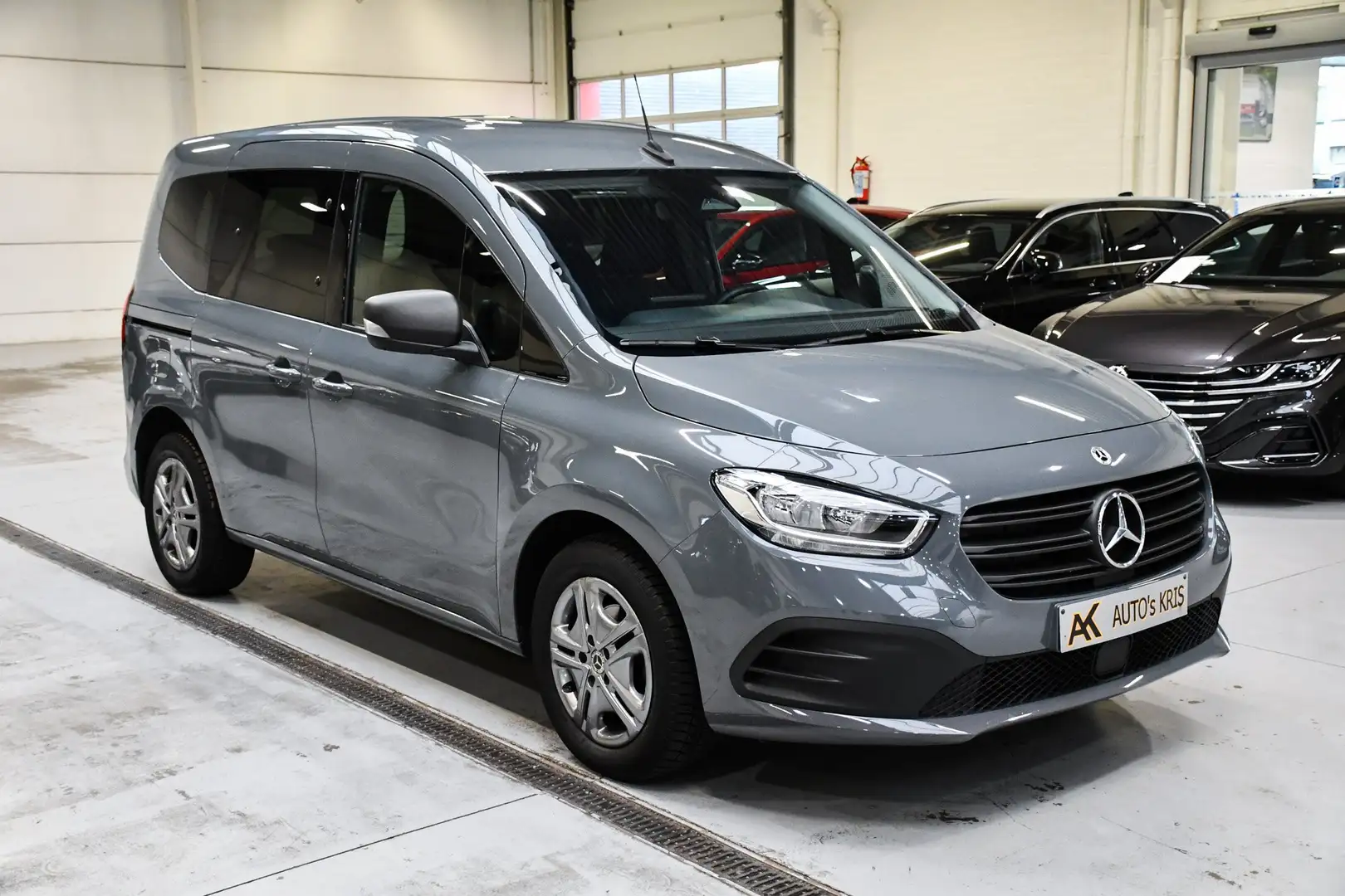 Mercedes-Benz Citan Citan 110 Tourer PRO - NAVI SMARTLINK / BLIS / CC Grijs - 2
