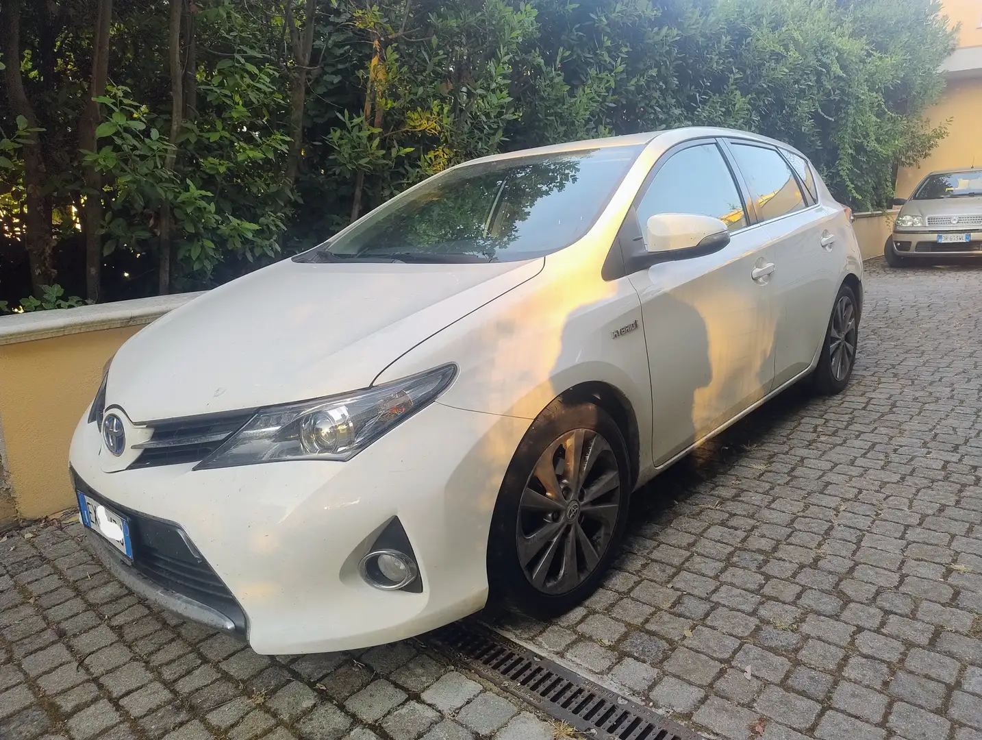 Toyota Auris Auris II  1.8h Active+   Hybrid aut. Bianco - 1