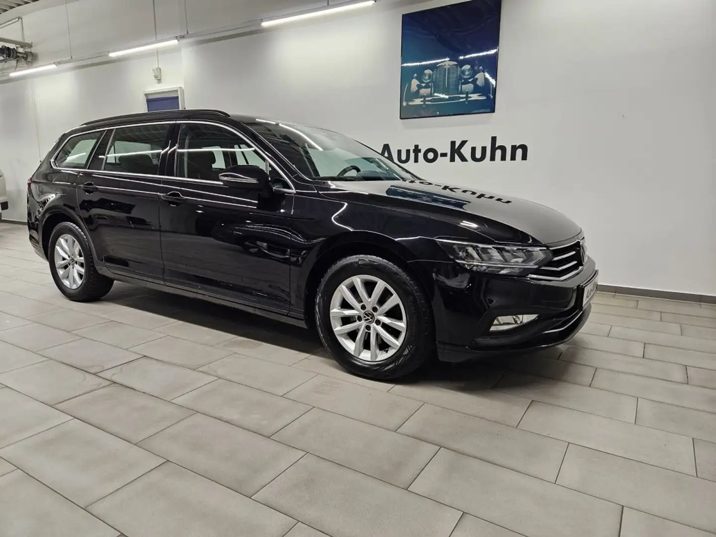 Volkswagen Passat Variant 2,0 TDI 110KW DSG Nav,LED,ACC,Rfk, Schwarz - 1