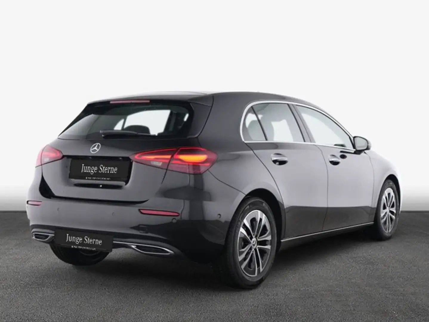 Mercedes-Benz A 200 A-Klasse Zwart - 2