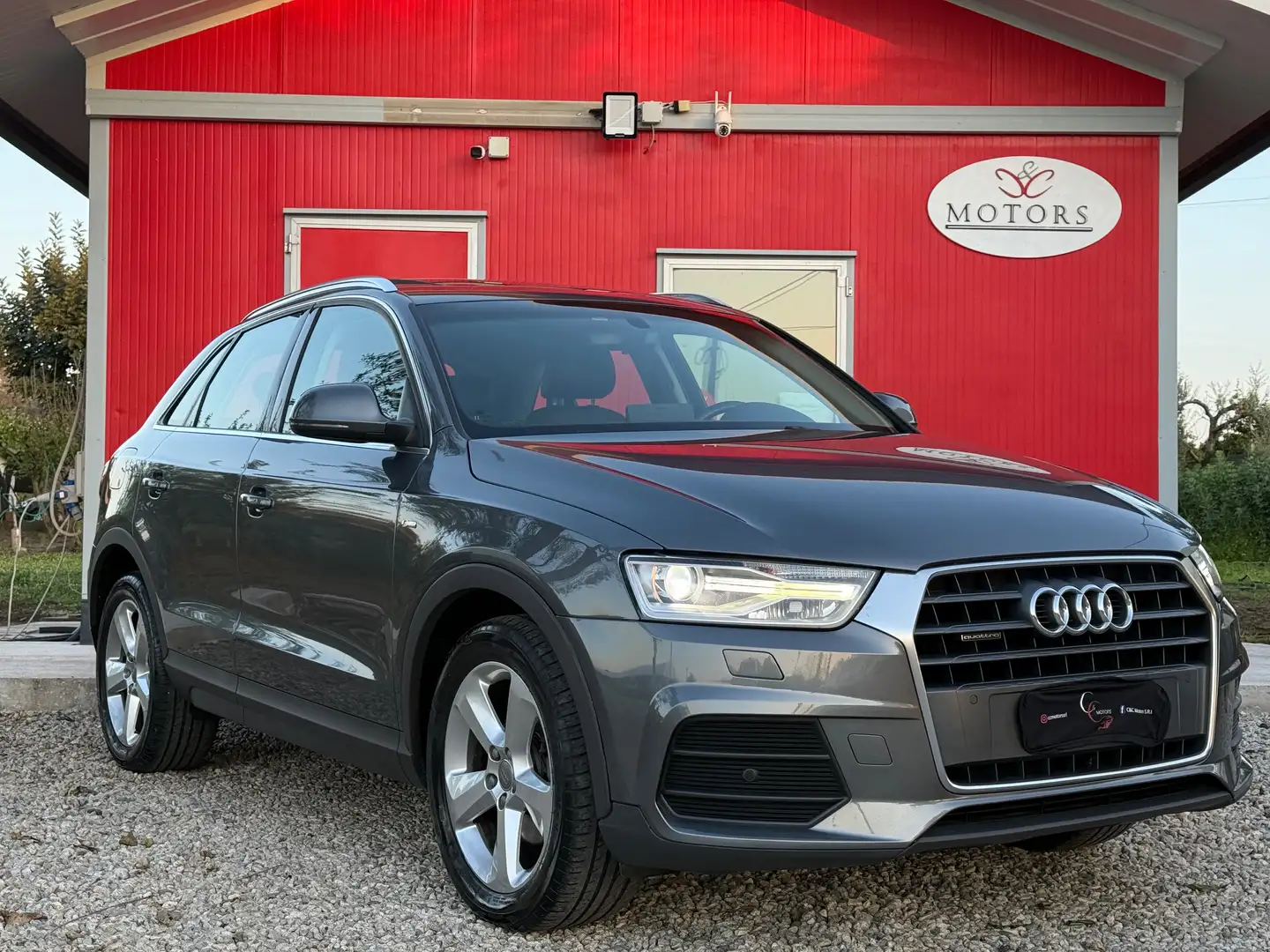 Audi Q3 Q3 2.0 tdi Sport quattro 150cv s-tronic Argento - 2