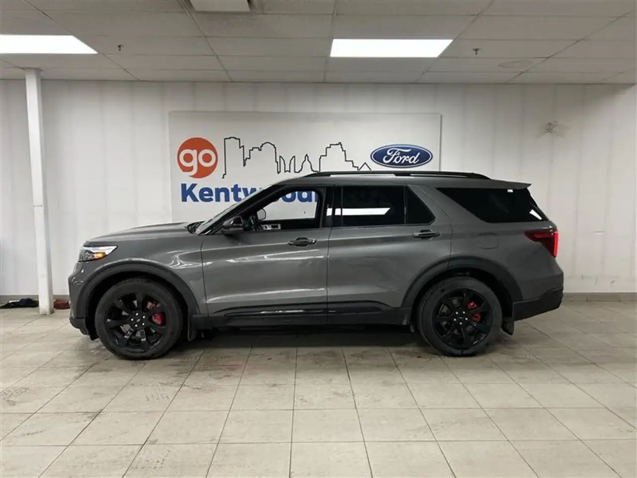 Ford Explorer снимка Ford Explorer
