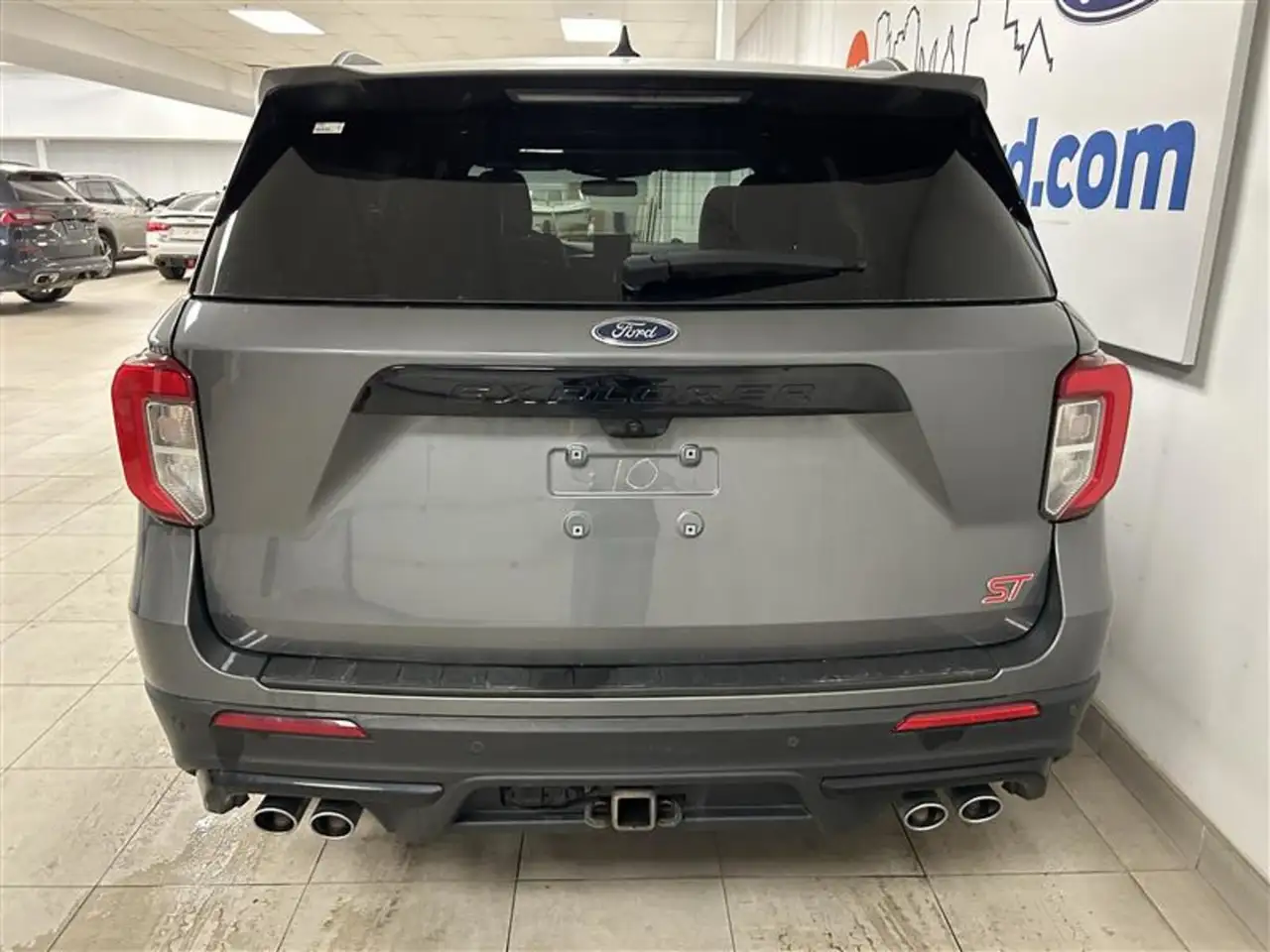 Ford Explorer снимка Ford Explorer