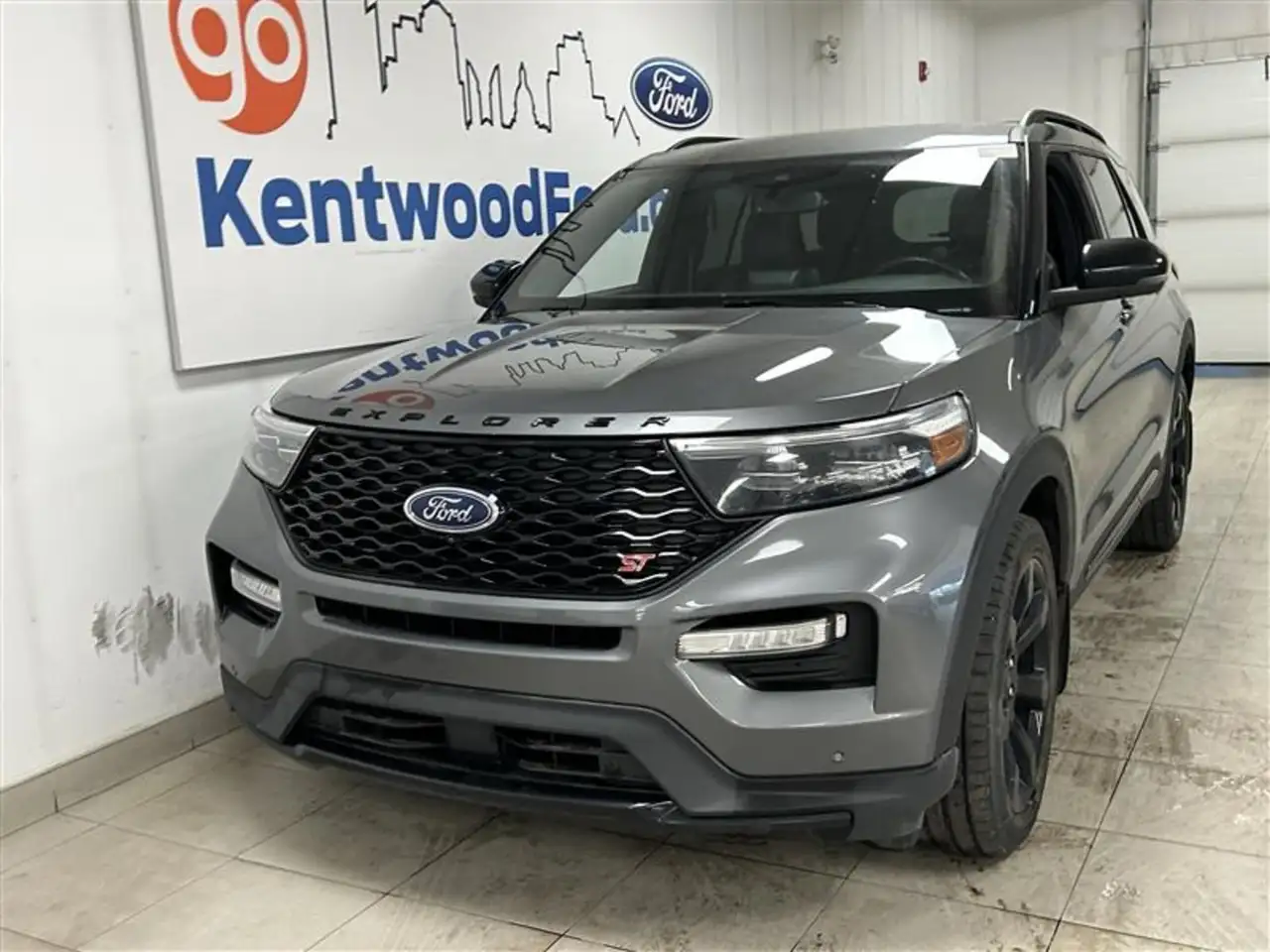 Ford Explorer снимка Ford Explorer