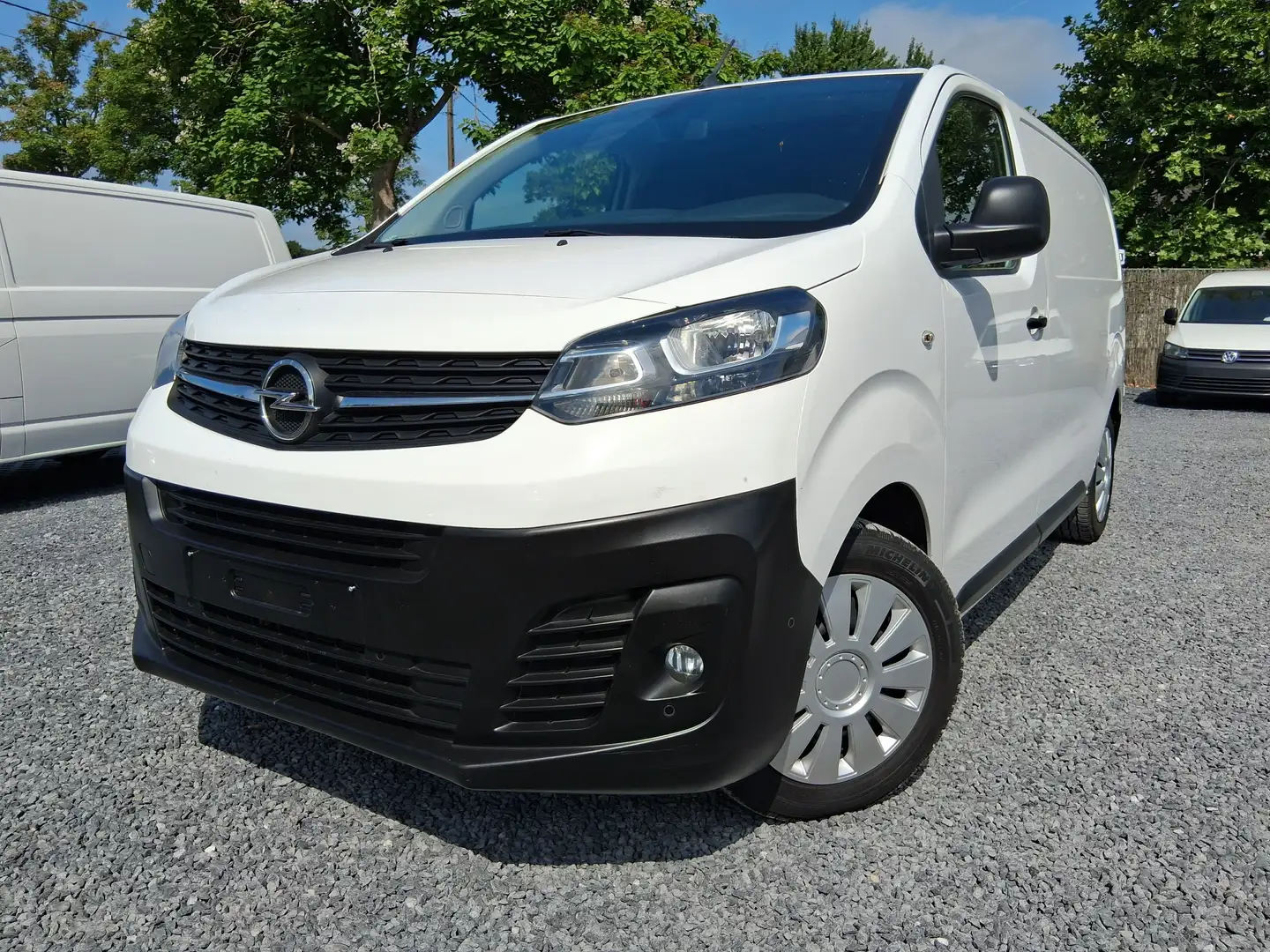 Opel Vivaro 1.5 TD L2H1 euro 6.2 Wit - 1