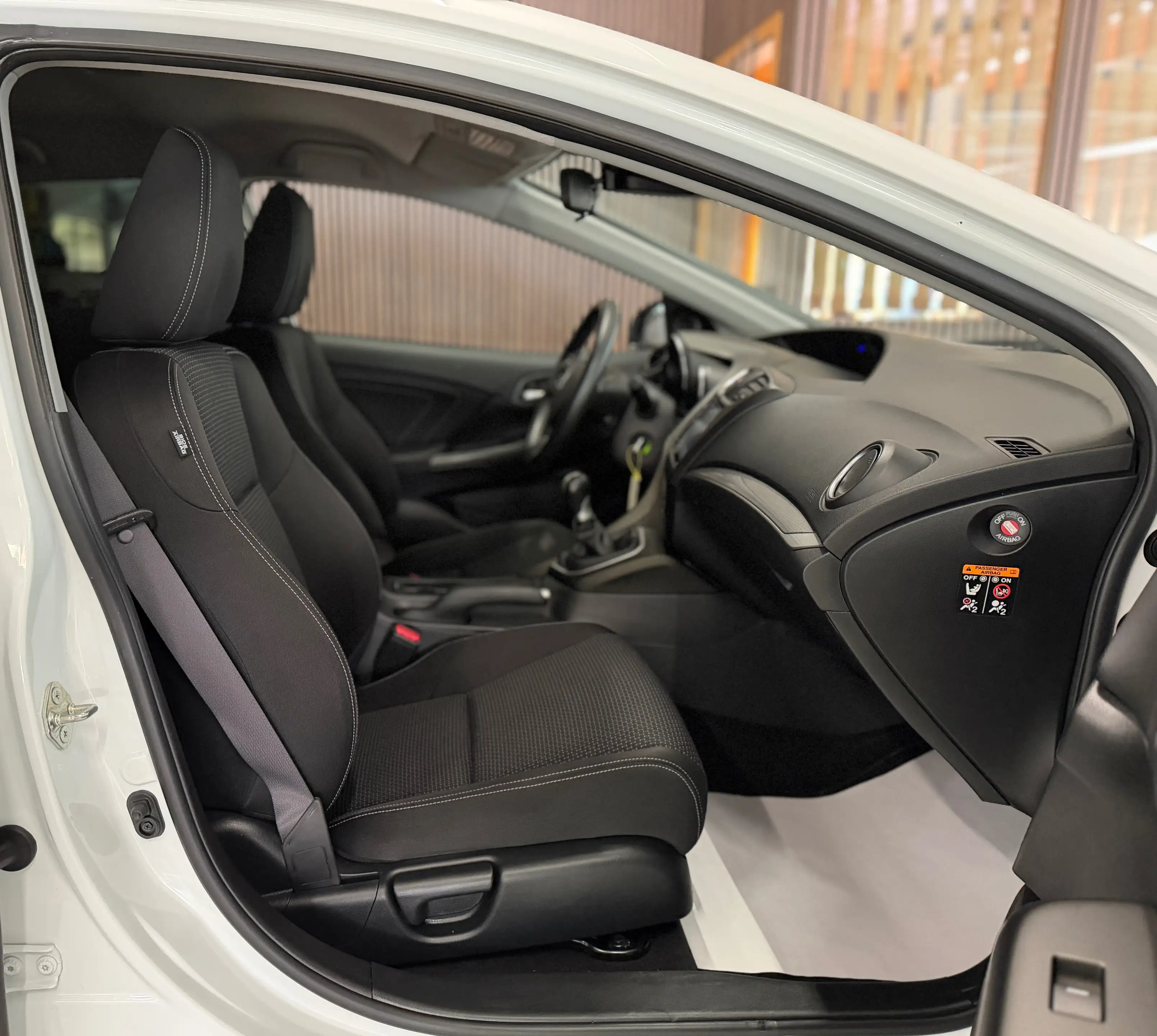 Honda Civic 1.8 Elegance*2.Hand*Navi*Kamera*Scheckheft*Tüv 03/2028 — photo 14